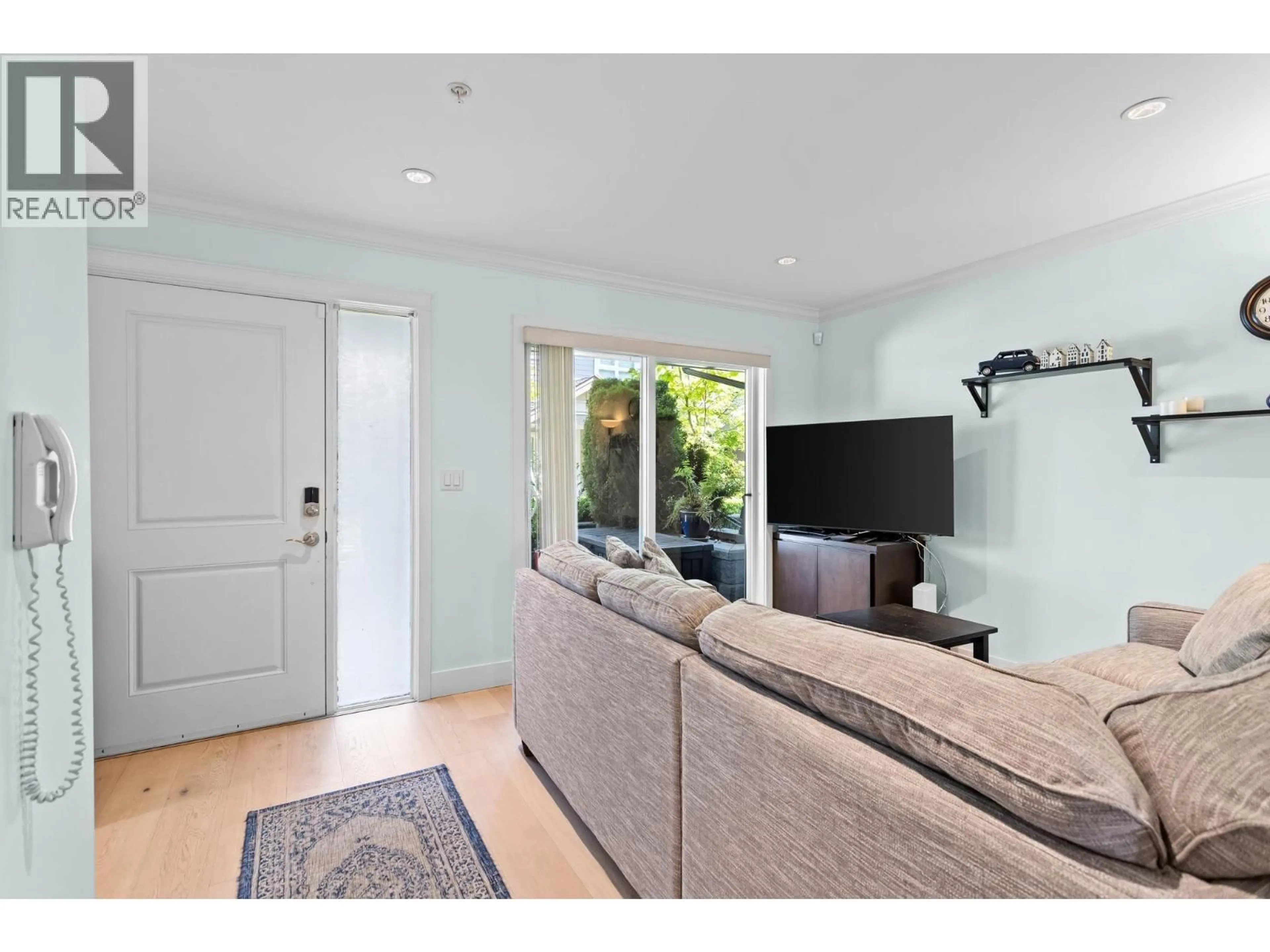 Unknown for 1121 ST. ANDREWS AVENUE, North Vancouver British Columbia V7L0A6