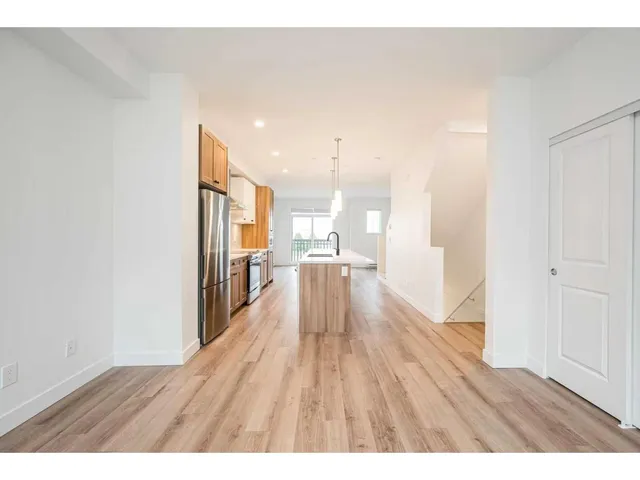 2 - 20487 65 AVENUE, Langley 3