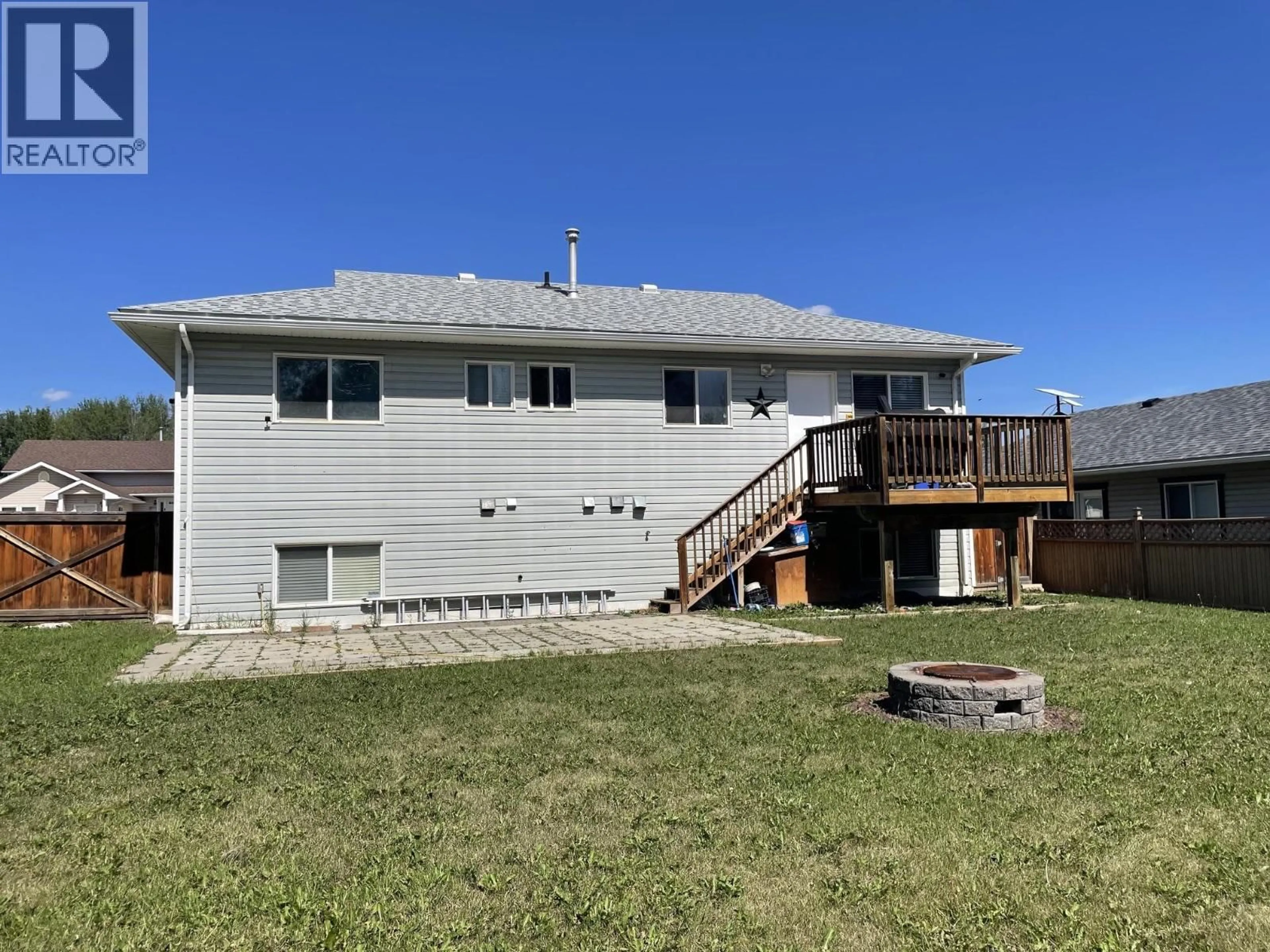 A pic from outside/outdoor area/front of a property/back of a property/a pic from drone, unknown for 4423 HERITAGE CRESCENT, Fort Nelson British Columbia V0C1R0