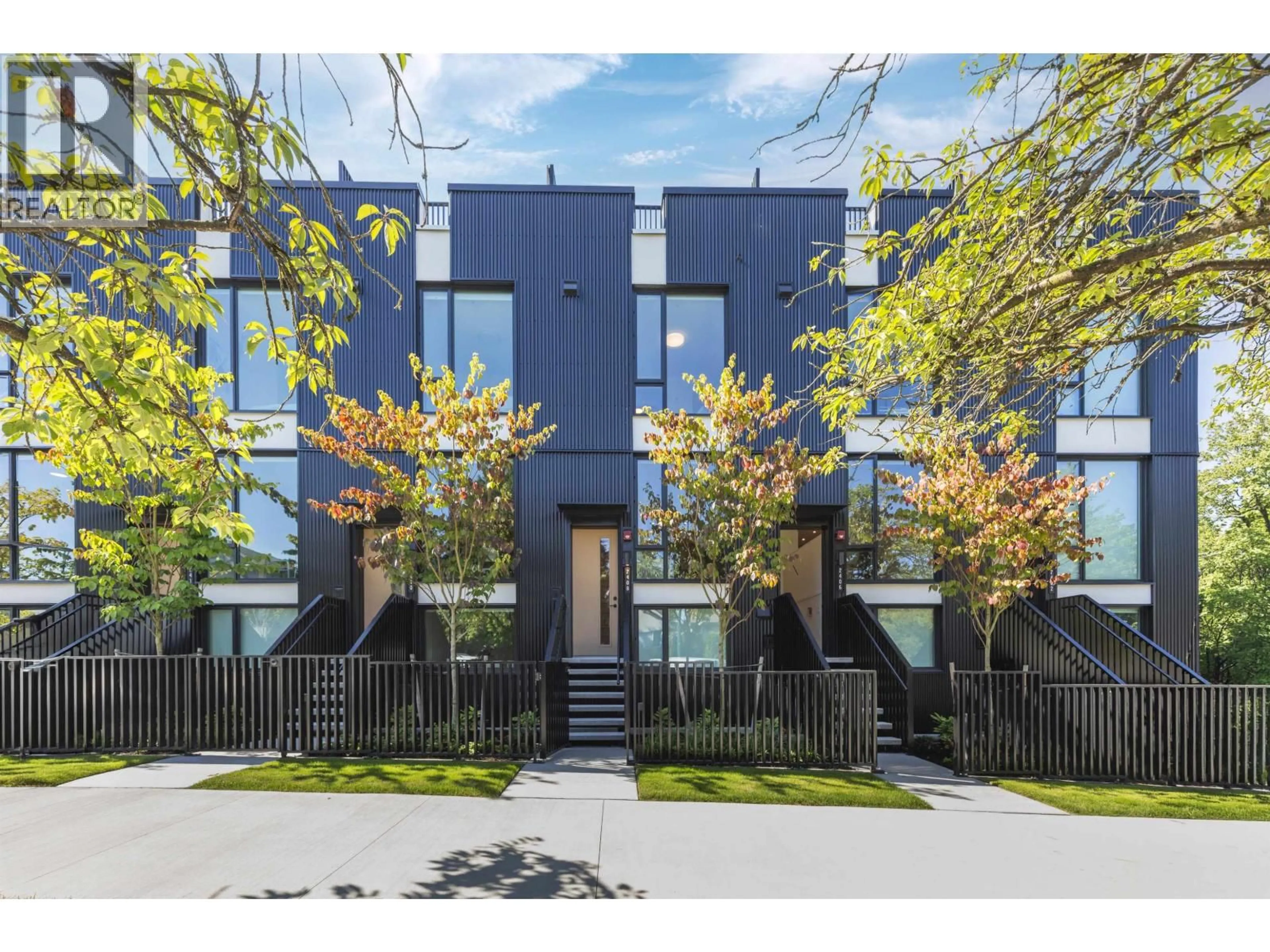 Unknown for 2408 12TH AVENUE, Vancouver British Columbia V5N0E3
