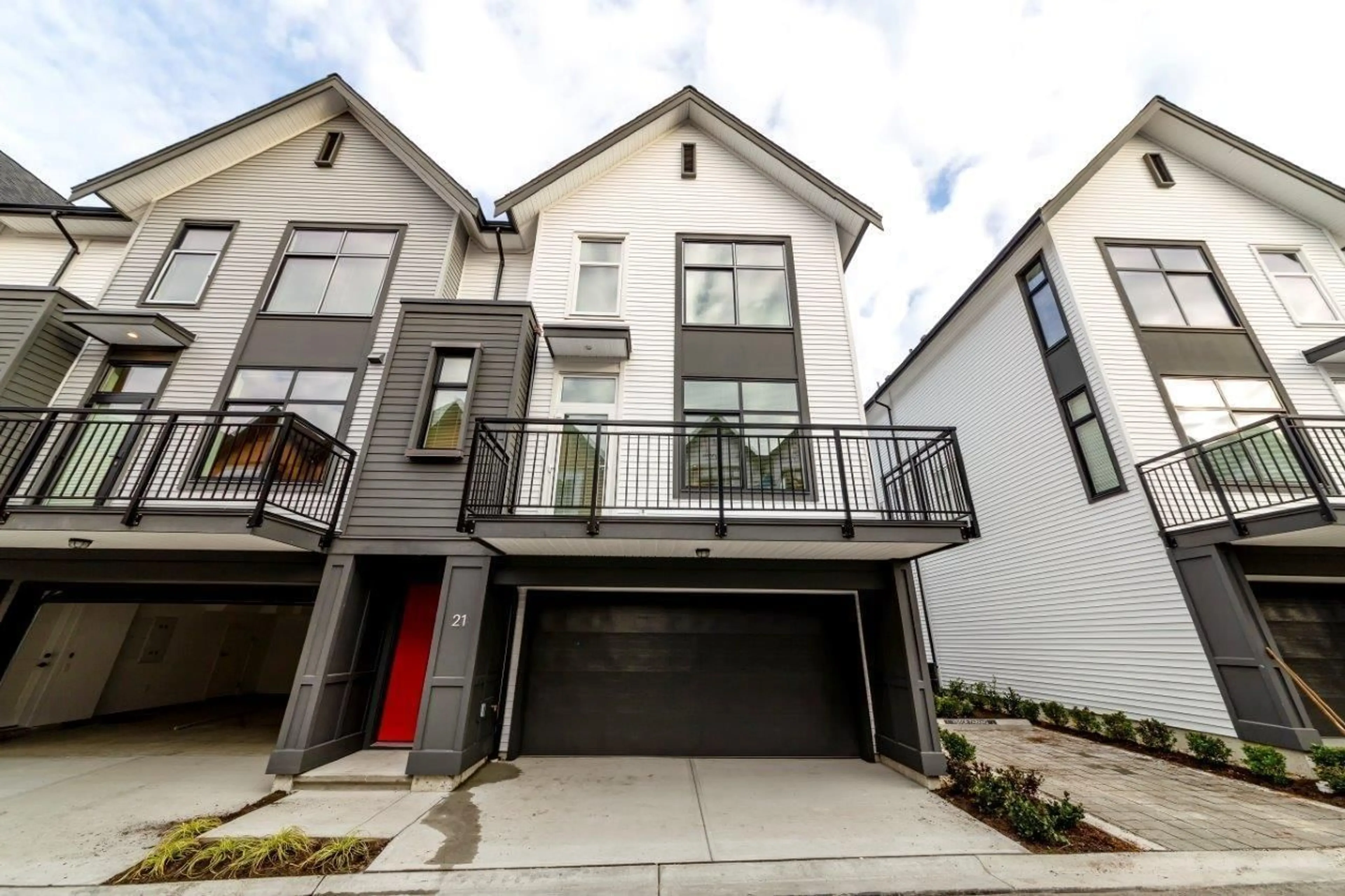 Unknown for 21 - 17555 57A AVENUE, Surrey British Columbia V3S7V2