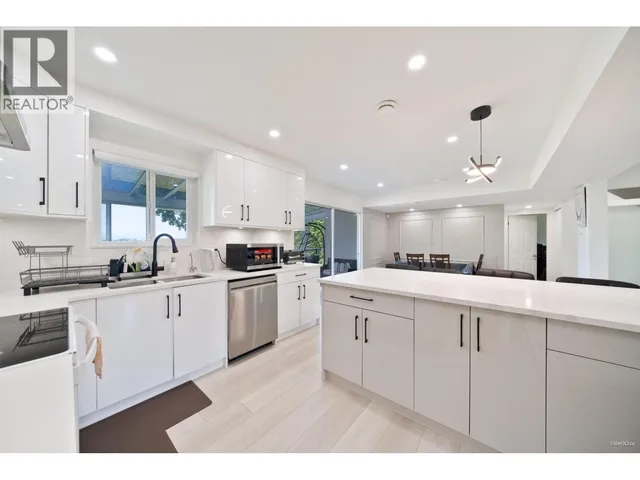 5835 CRESCENT DRIVE, Delta 2
