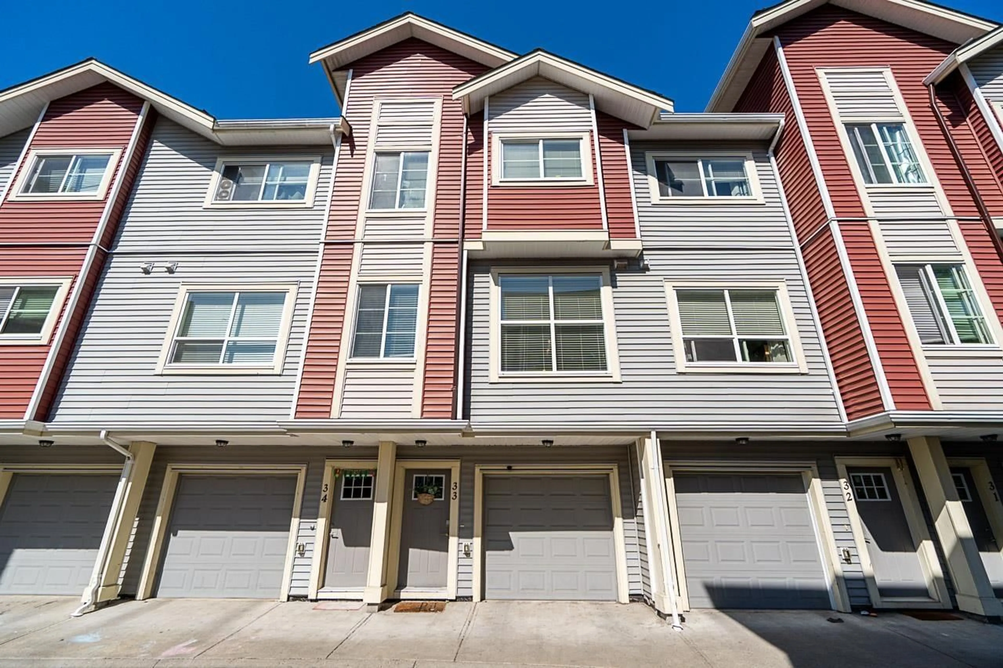 Home with vinyl exterior material, street for 33 - 6945 185 STREET, Surrey British Columbia V4N6N4