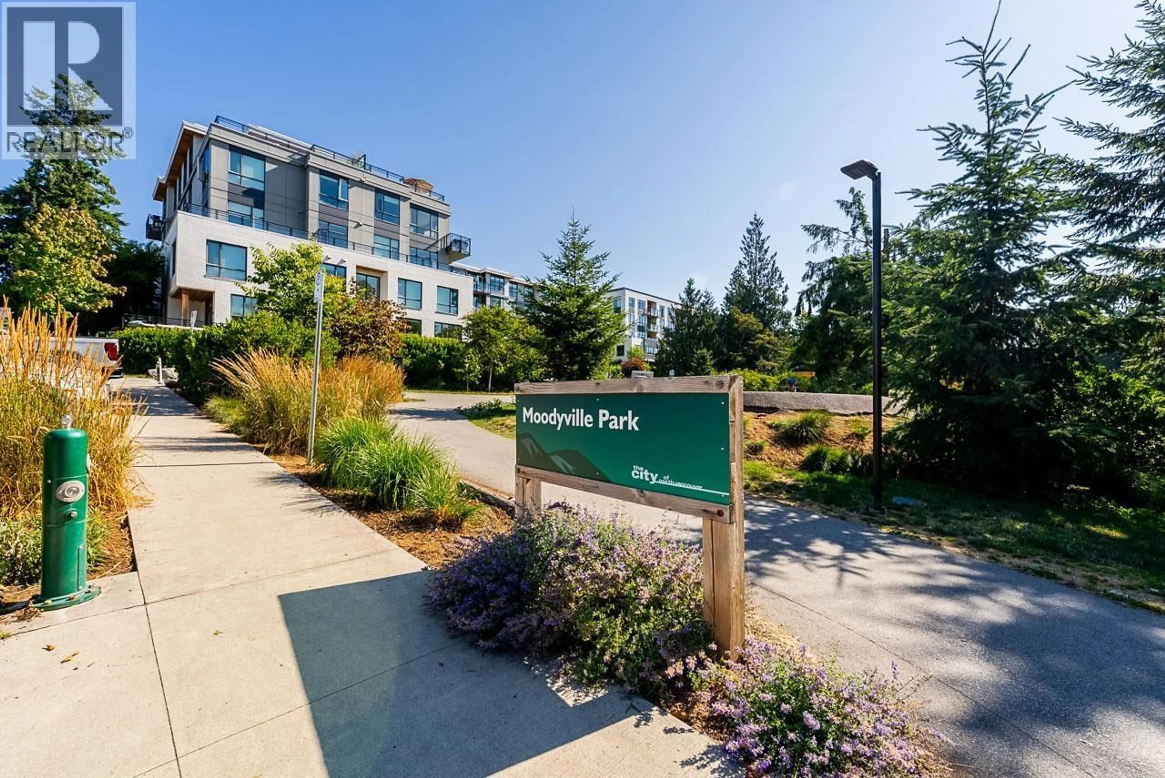 Unknown for 107 - 707 3RD STREET, North Vancouver British Columbia V7L1G8