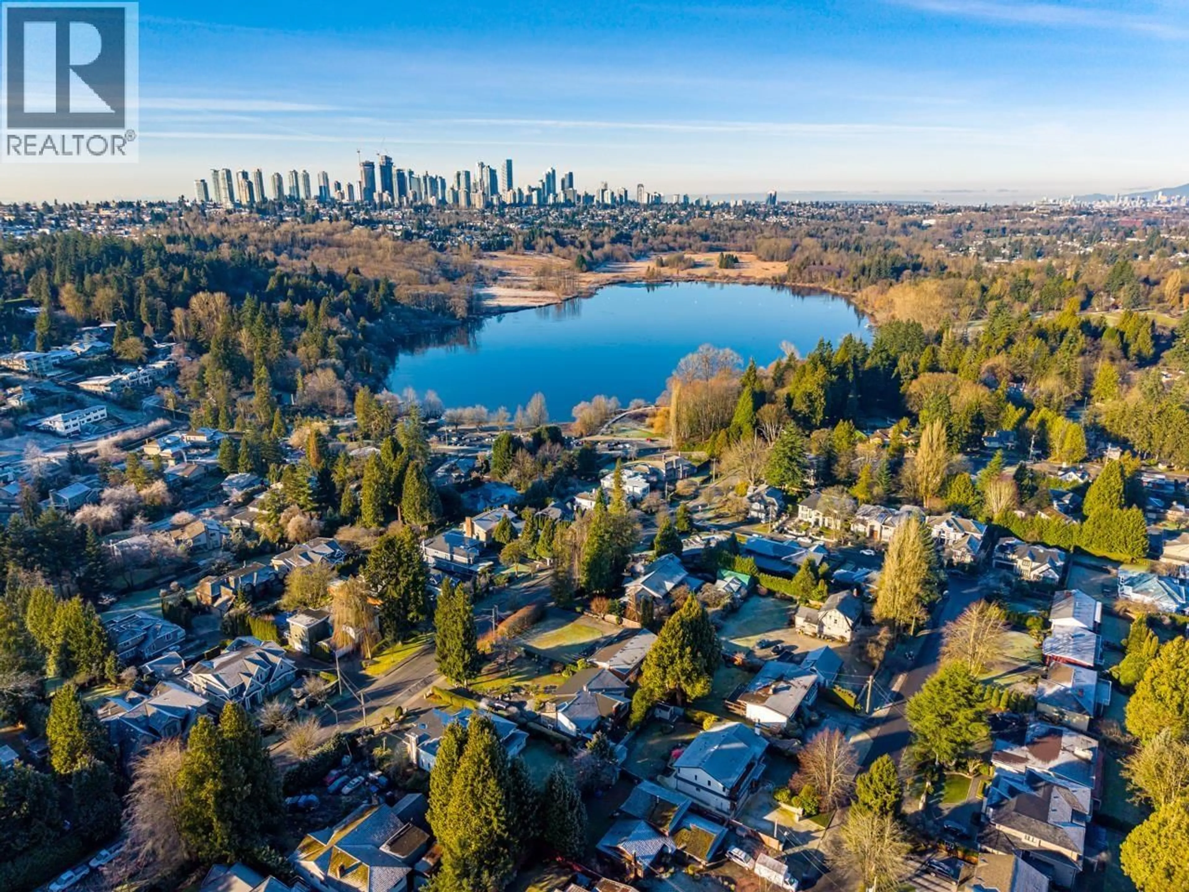 A pic from outside/outdoor area/front of a property/back of a property/a pic from drone, water/lake/river/ocean view for 5416 BUCKINGHAM AVENUE, Burnaby British Columbia V5E2A1