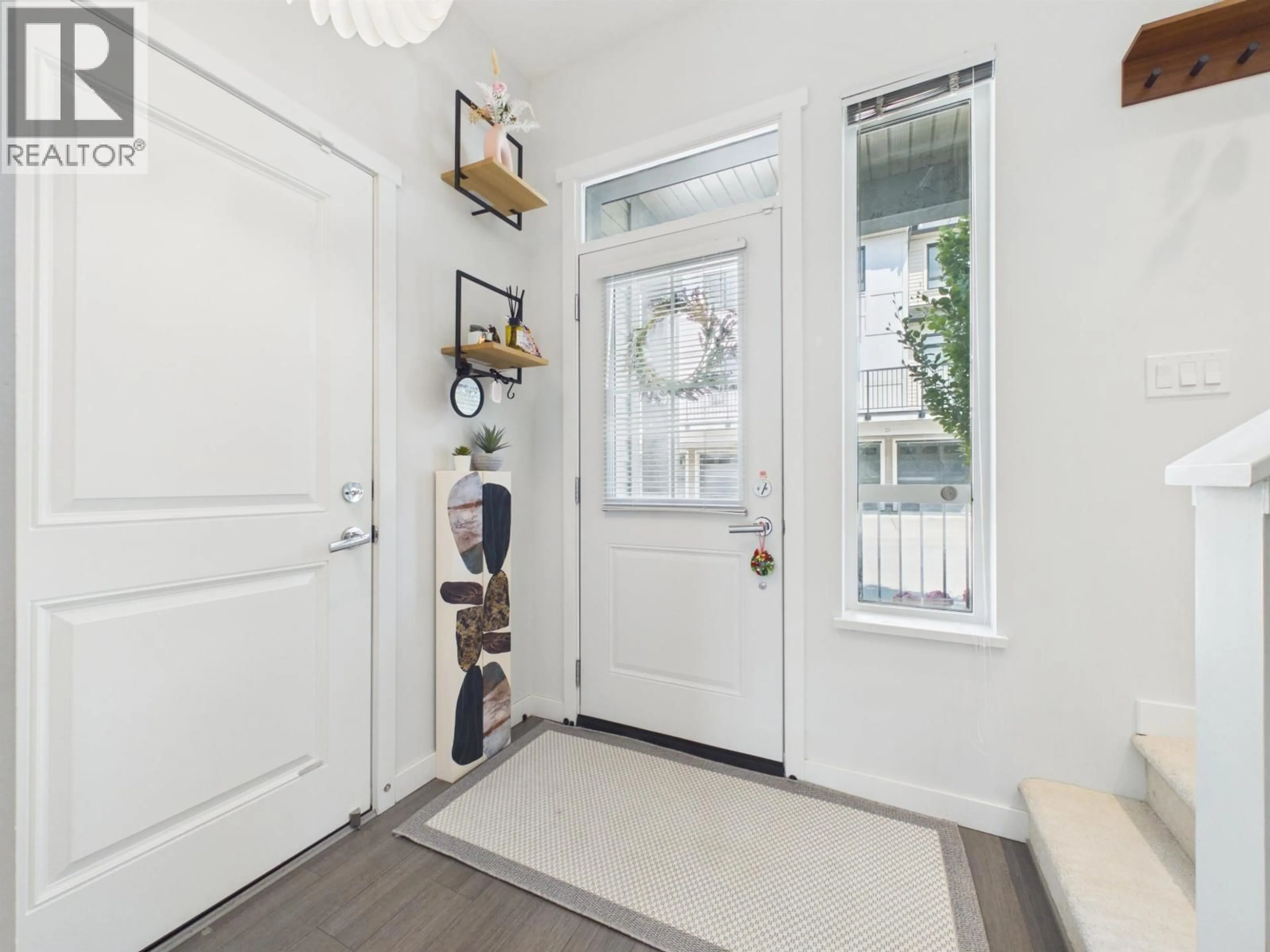 Indoor entryway for 50 - 3500 BURKE VILLAGE PRM, Coquitlam British Columbia V3E0N2
