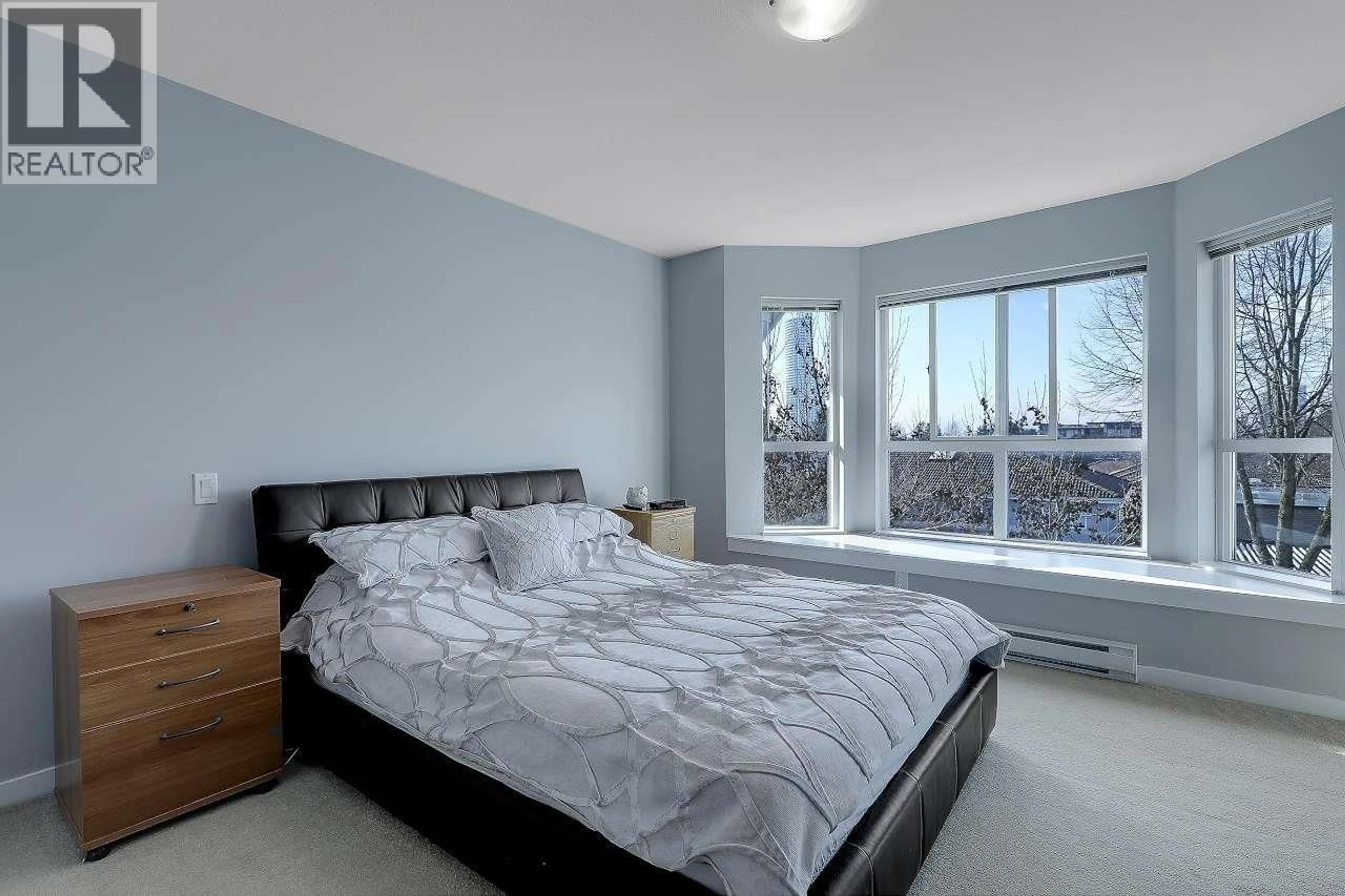 Bedroom with bed, unknown for 40 - 7370 STRIDE AVENUE, Burnaby British Columbia V3N1V2