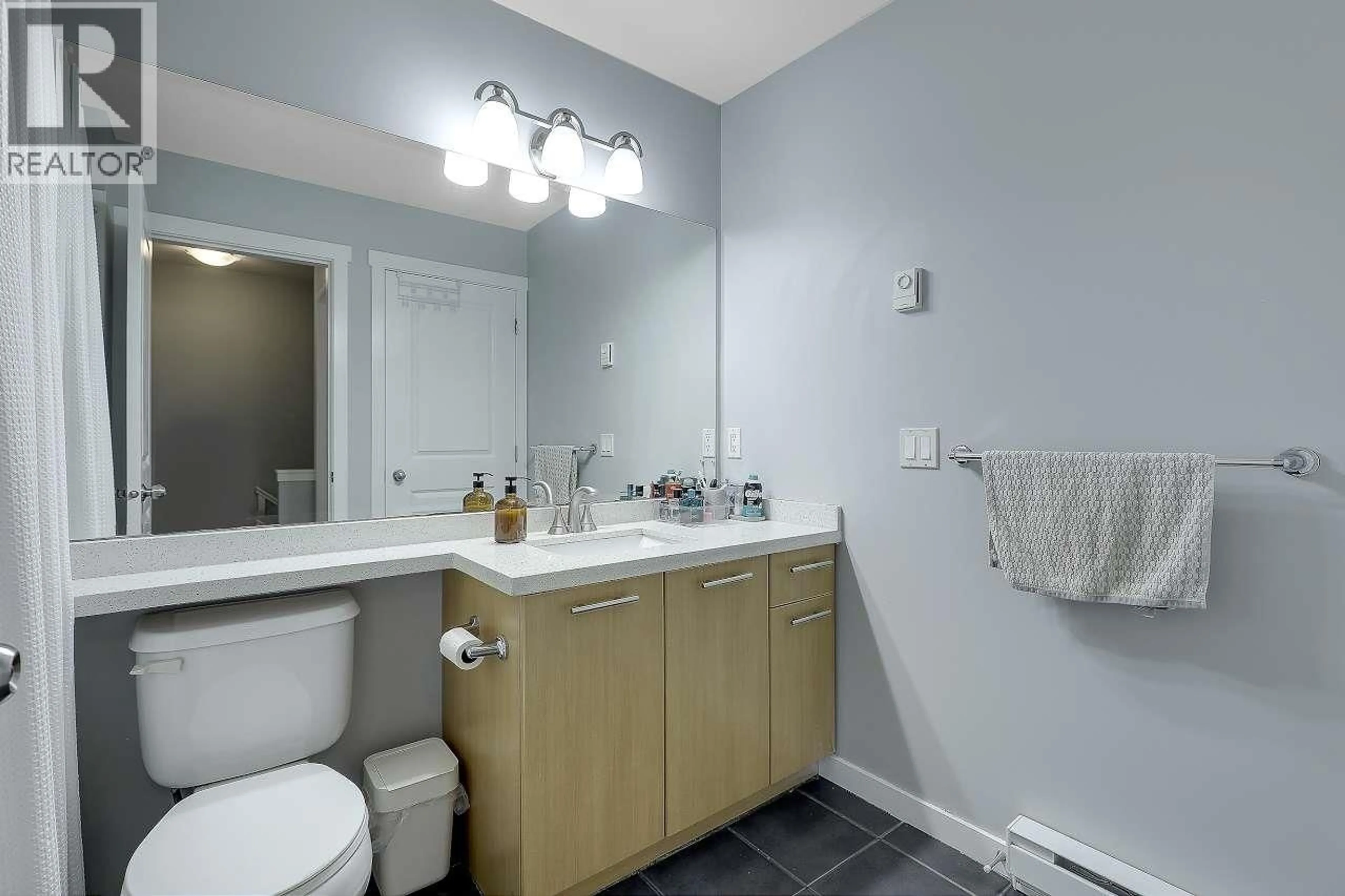 Standard bathroom, unknown for 40 - 7370 STRIDE AVENUE, Burnaby British Columbia V3N1V2