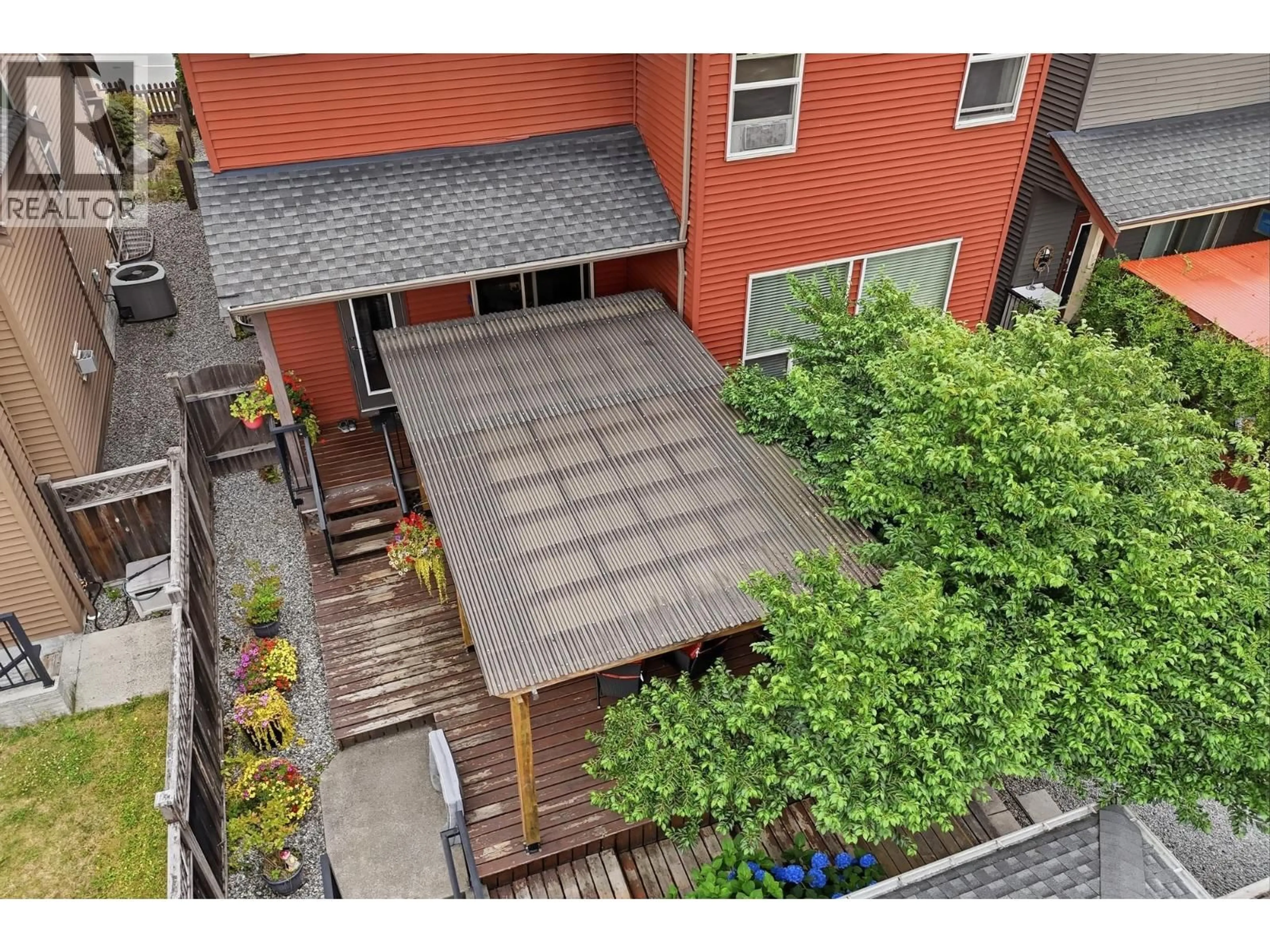 A pic from outside/outdoor area/front of a property/back of a property/a pic from drone, city buildings view from balcony for 1386 COAST MERIDIAN ROAD, Coquitlam British Columbia V3E3H1