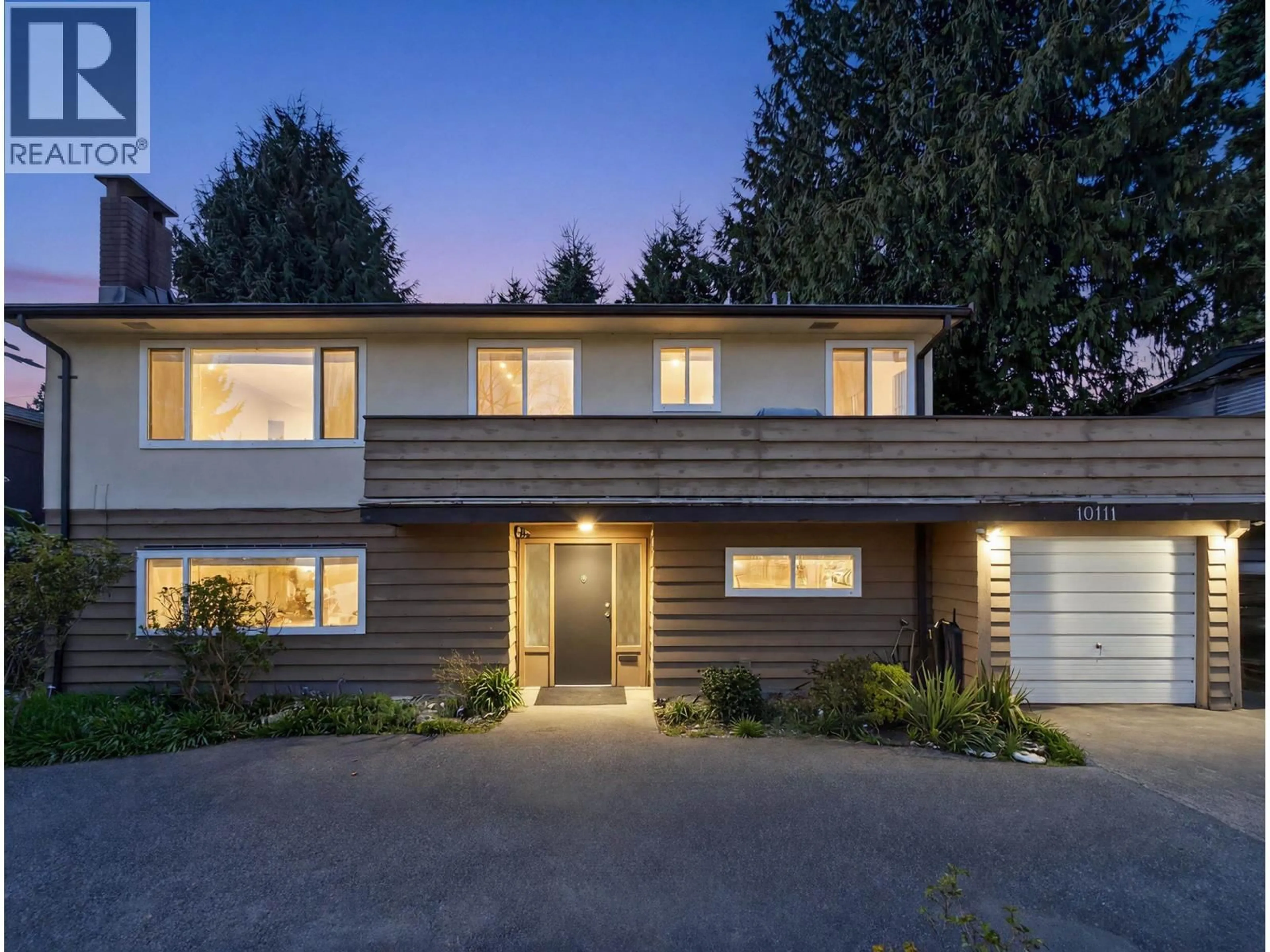 Home with vinyl exterior material, street for 10111 AINSWORTH CRESCENT, Richmond British Columbia V7A3V3