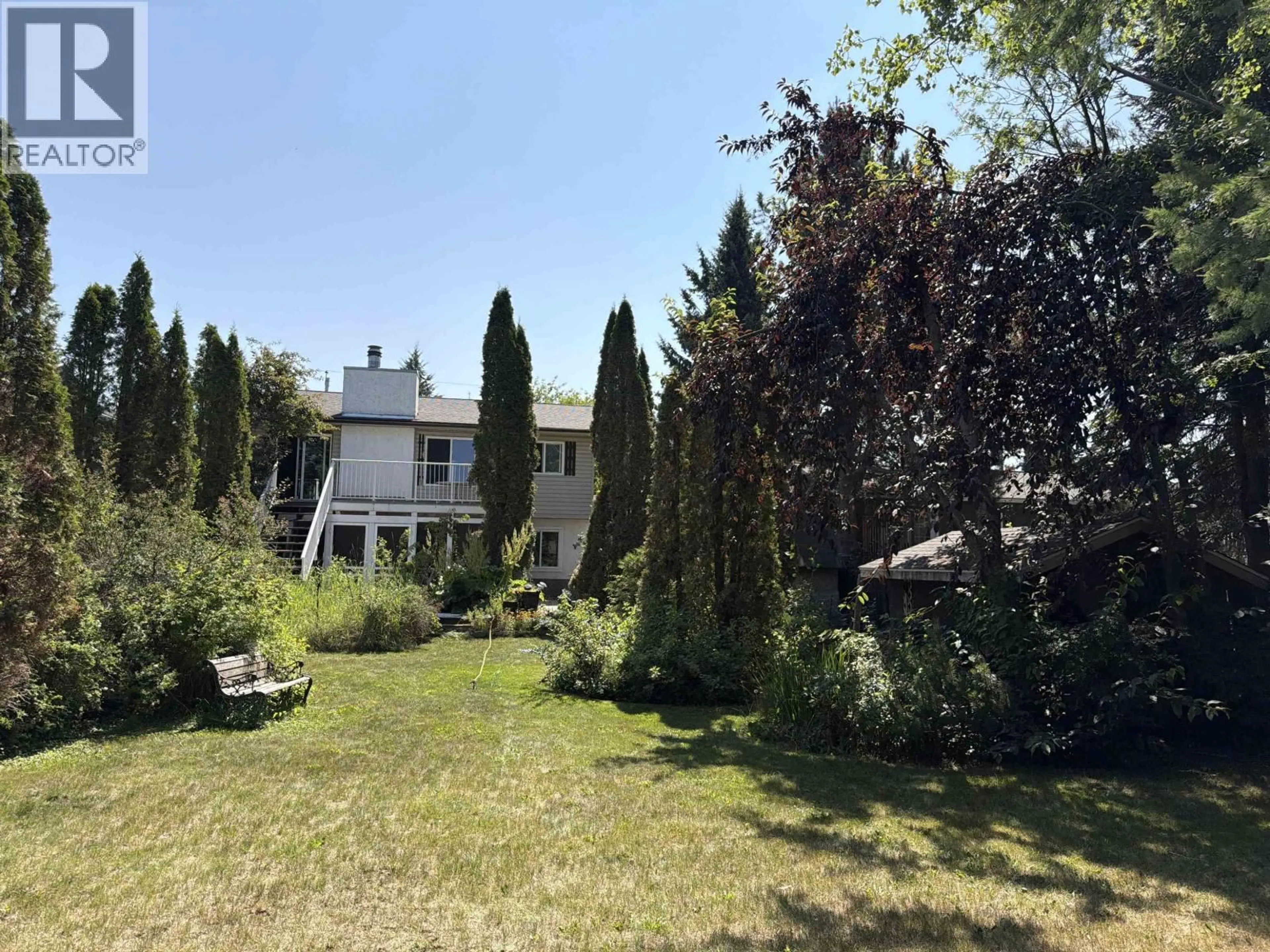 A pic from outside/outdoor area/front of a property/back of a property/a pic from drone, unknown for 2895 RIVERVIEW DRIVE, Vanderhoof British Columbia V0J3A0