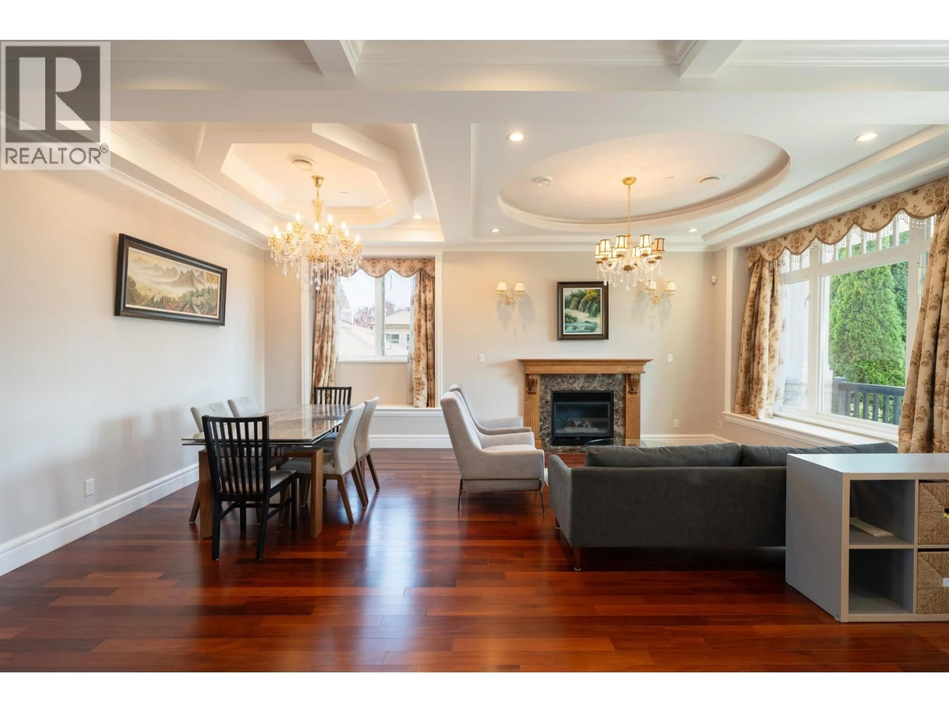 Living room with furniture, wood/laminate floor for 2715 20TH AVENUE, Vancouver British Columbia V6L1H1