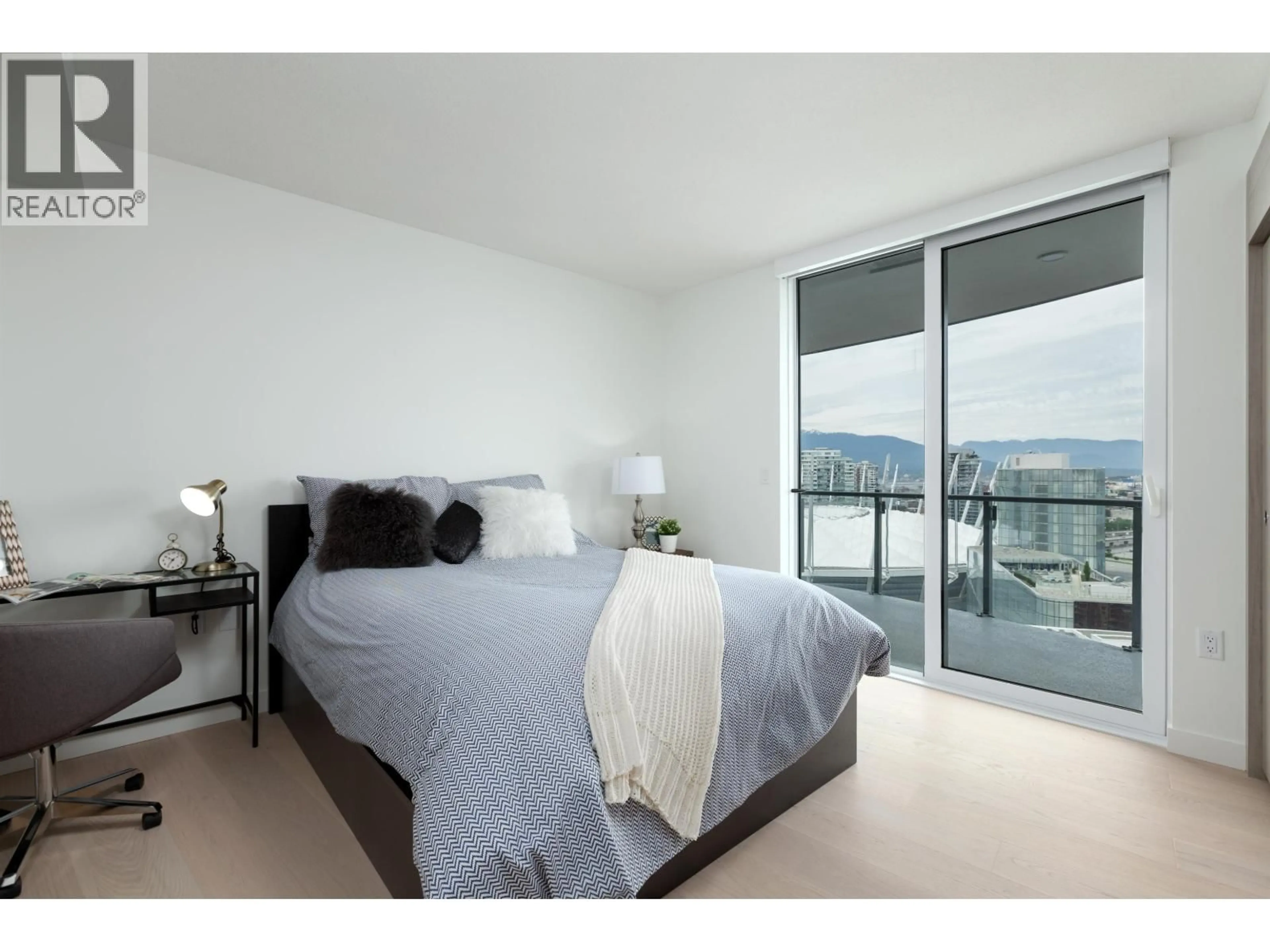 Bedroom with bed, unknown for 2817 - 89 NELSON STREET, Vancouver British Columbia V6Z0E7