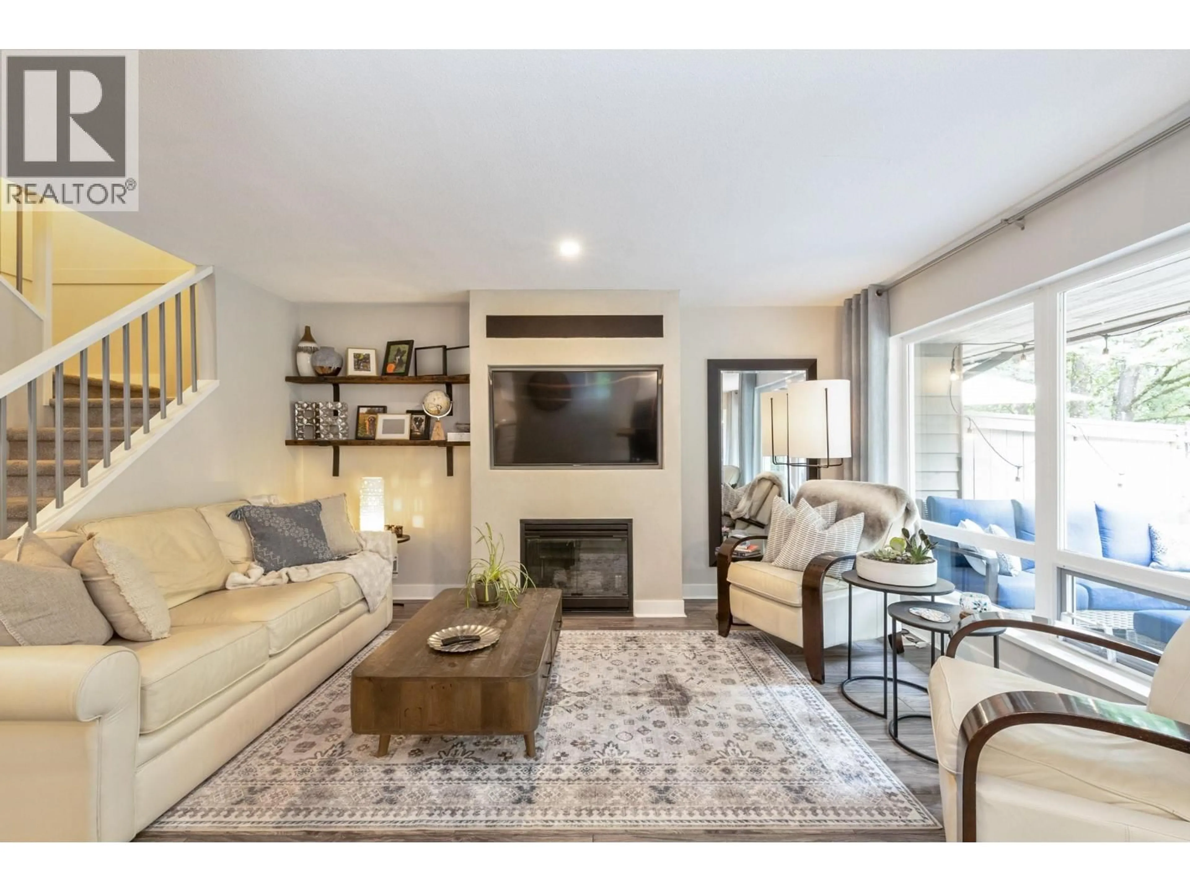 Living room with furniture, unknown for 33 - 11737 236 STREET, Maple Ridge British Columbia V4R2E5