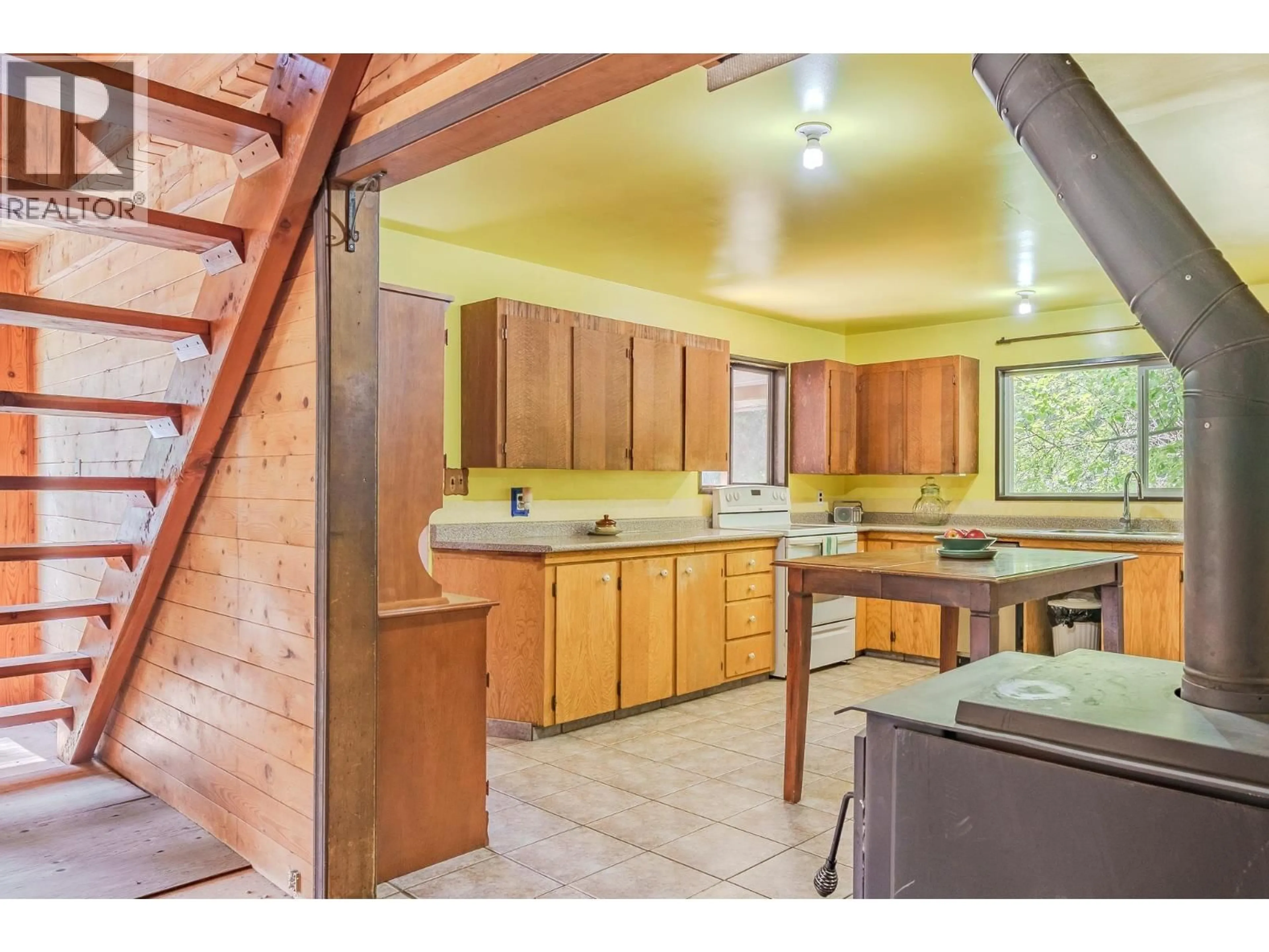 Open concept kitchen, unknown for 3669 BRADLEY CREEK ROAD, Forest Grove British Columbia V0K1M0
