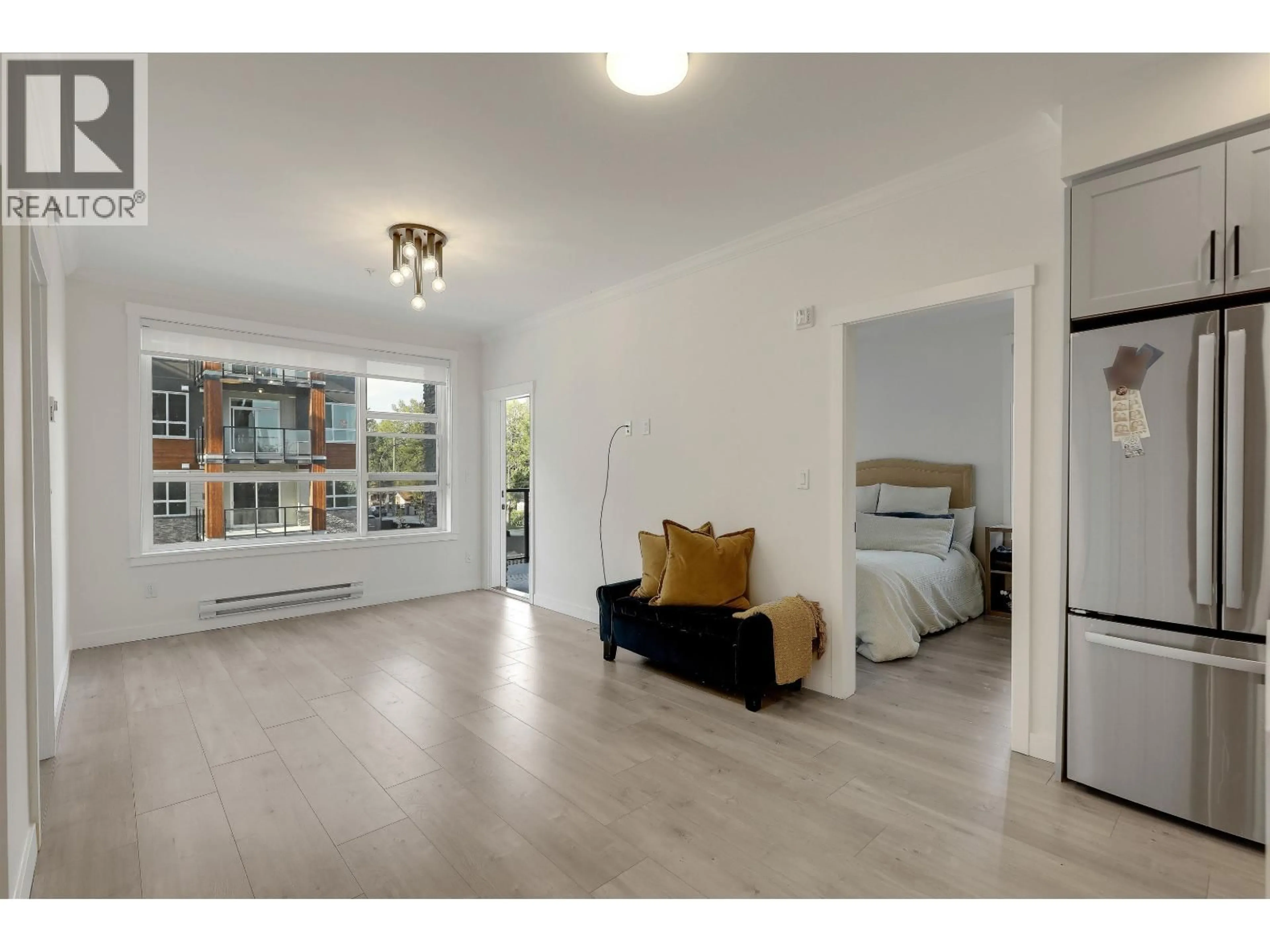 A pic of a room for 201 - 12109 223 STREET, Maple Ridge British Columbia V2X5Y6