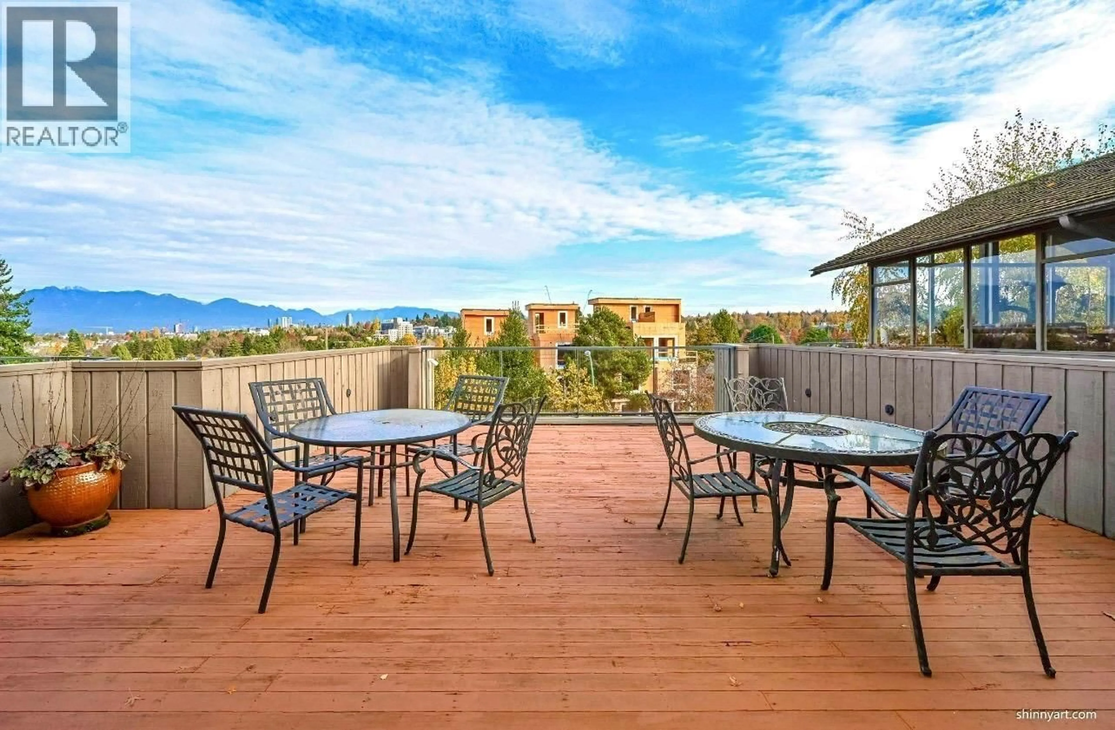 Patio, mountain view for 4729 PATON STREET, Vancouver British Columbia V6L2H9