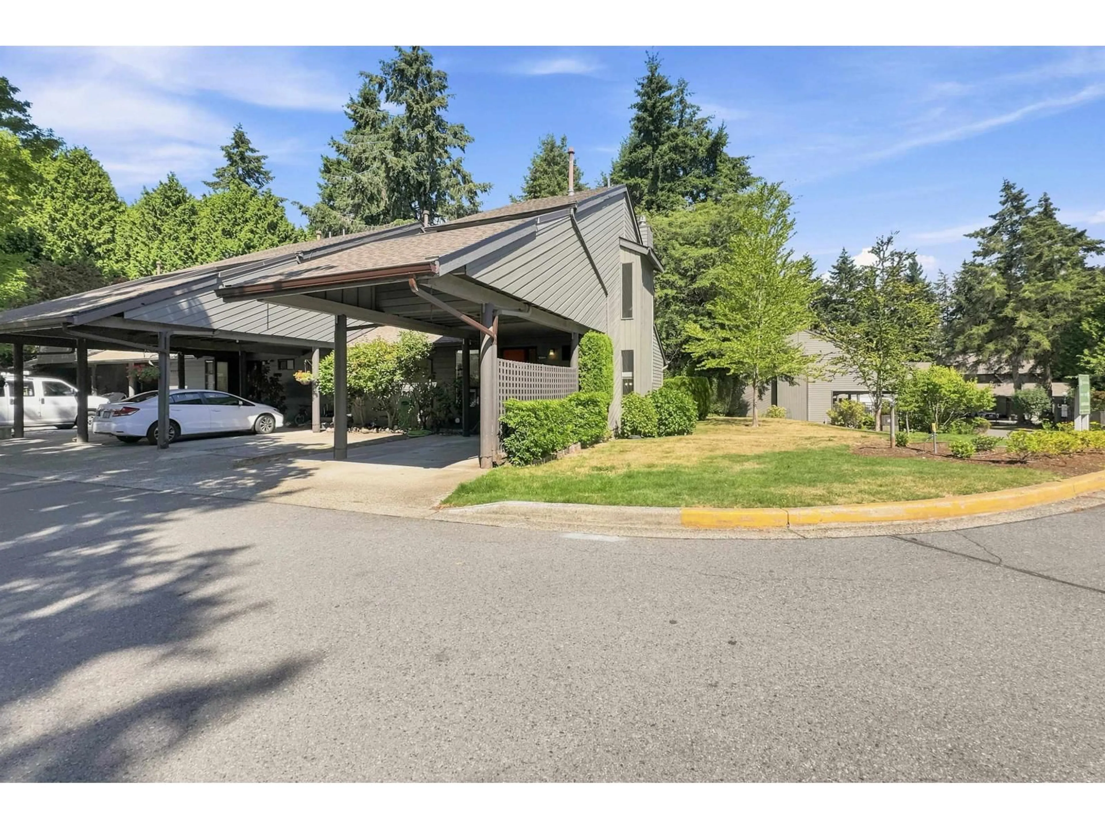 Unknown for 15945 ALDER PLACE, Surrey British Columbia V4A5J1