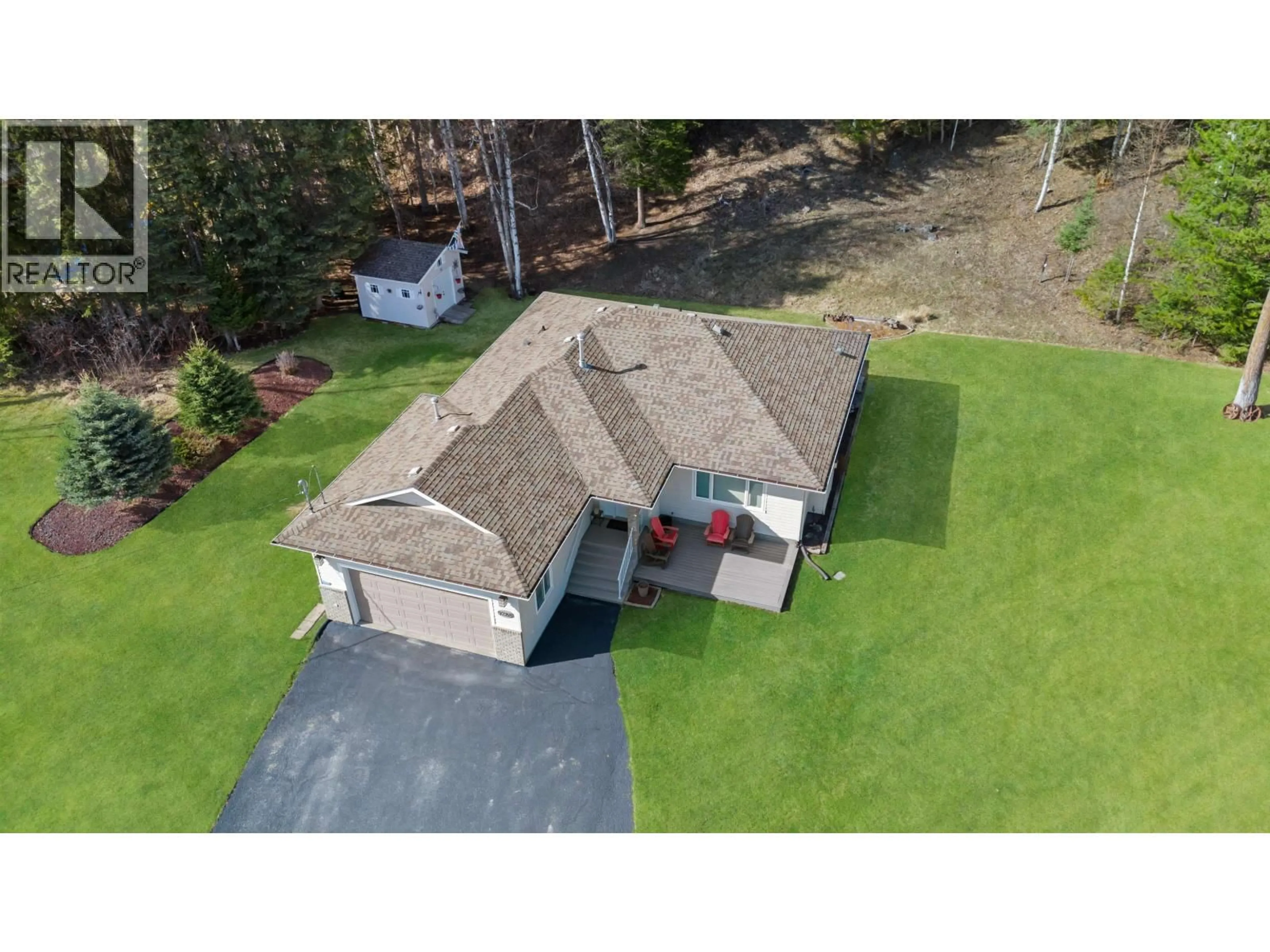 A pic from outside/outdoor area/front of a property/back of a property/a pic from drone, unknown for 9288 SUMMERSET PLACE, Prince George British Columbia V2K4Z9