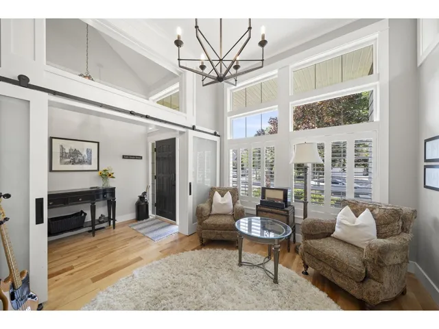 3528 ROSEMARY HEIGHTS CRESCENT, Surrey 2