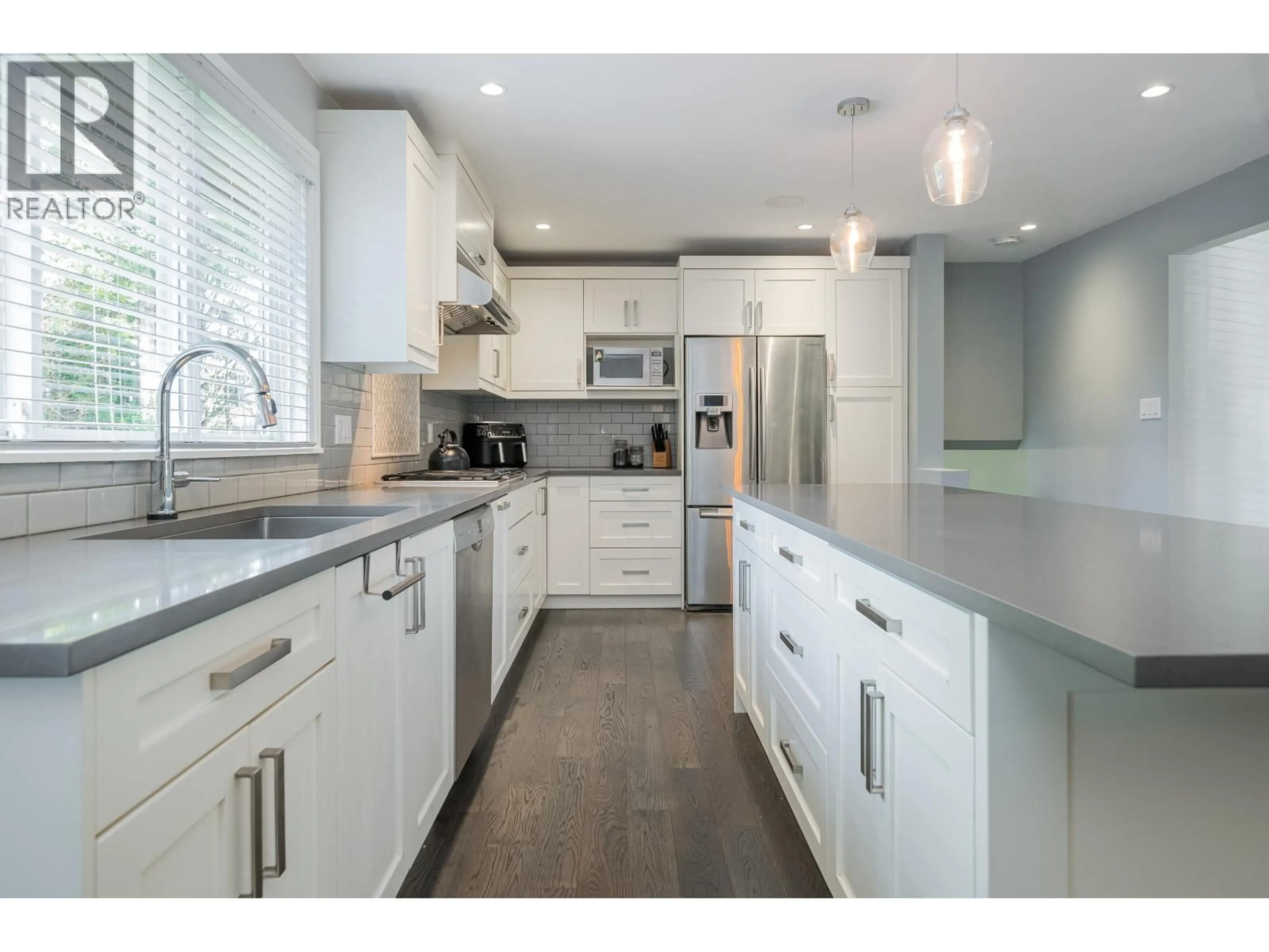 Open concept kitchen, unknown for 5079 WALKER AVENUE, Delta British Columbia V4M1A8