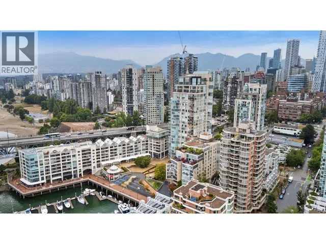 2302 - 1000 BEACH AVENUE, Vancouver 3