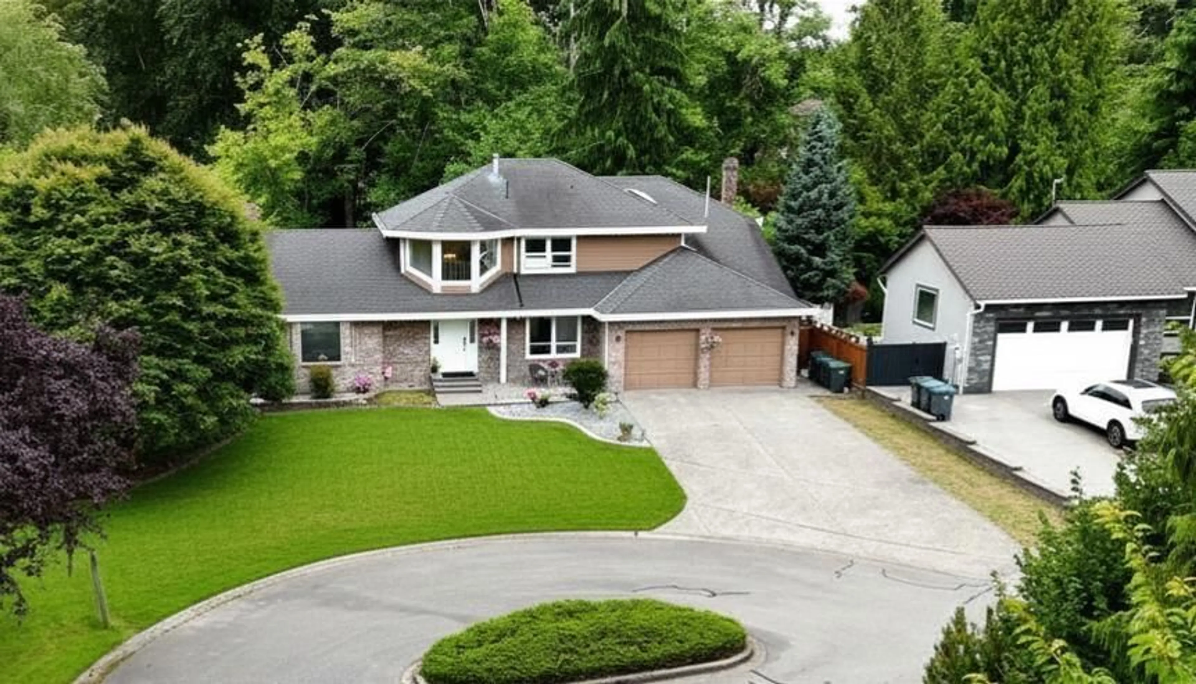 Unknown for 8085 148A STREET, Surrey British Columbia V3S7H4