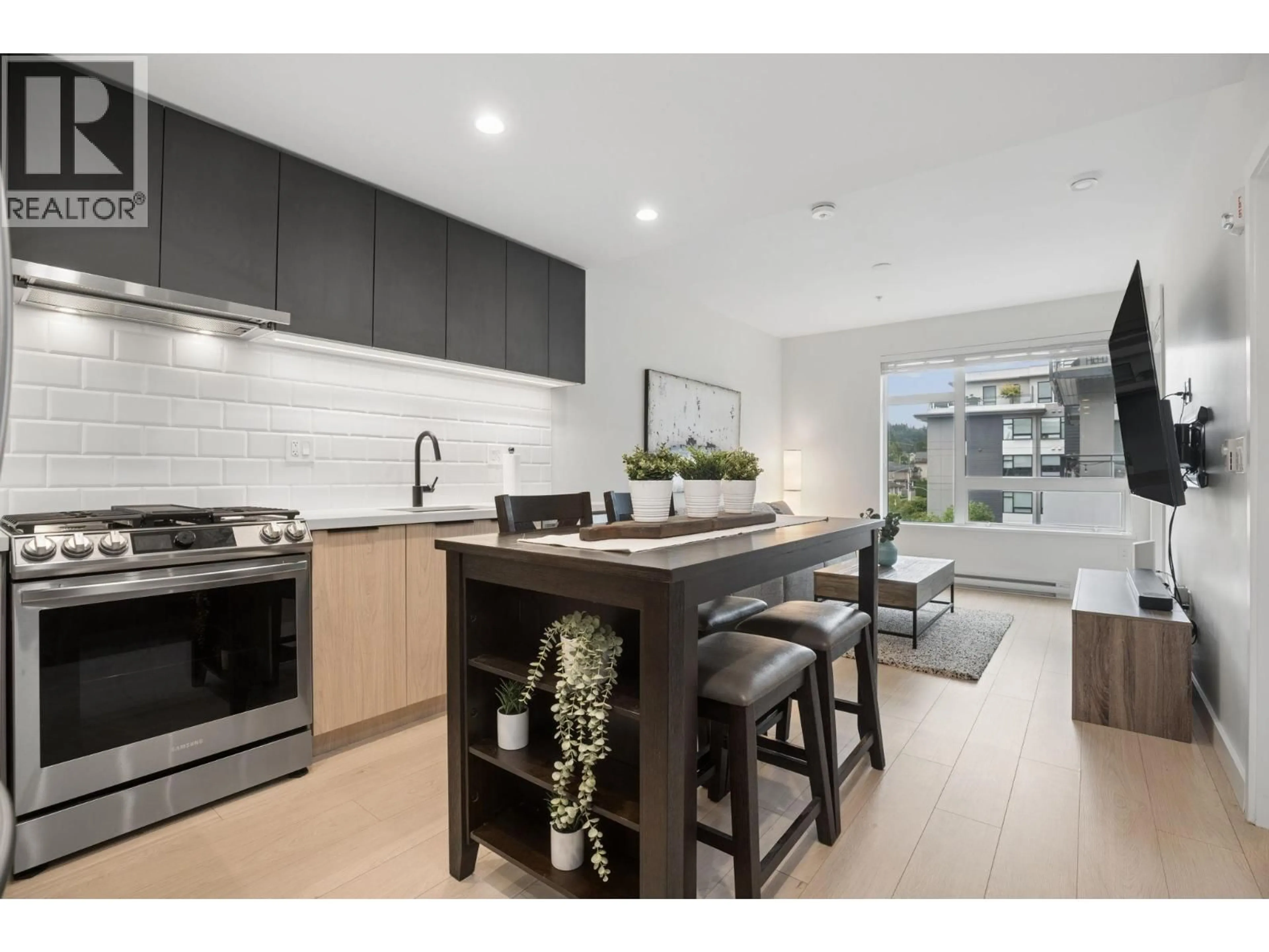 Open concept kitchen, unknown for 413 - 3038 ST GEORGE STREET, Port Moody British Columbia V3H0L3