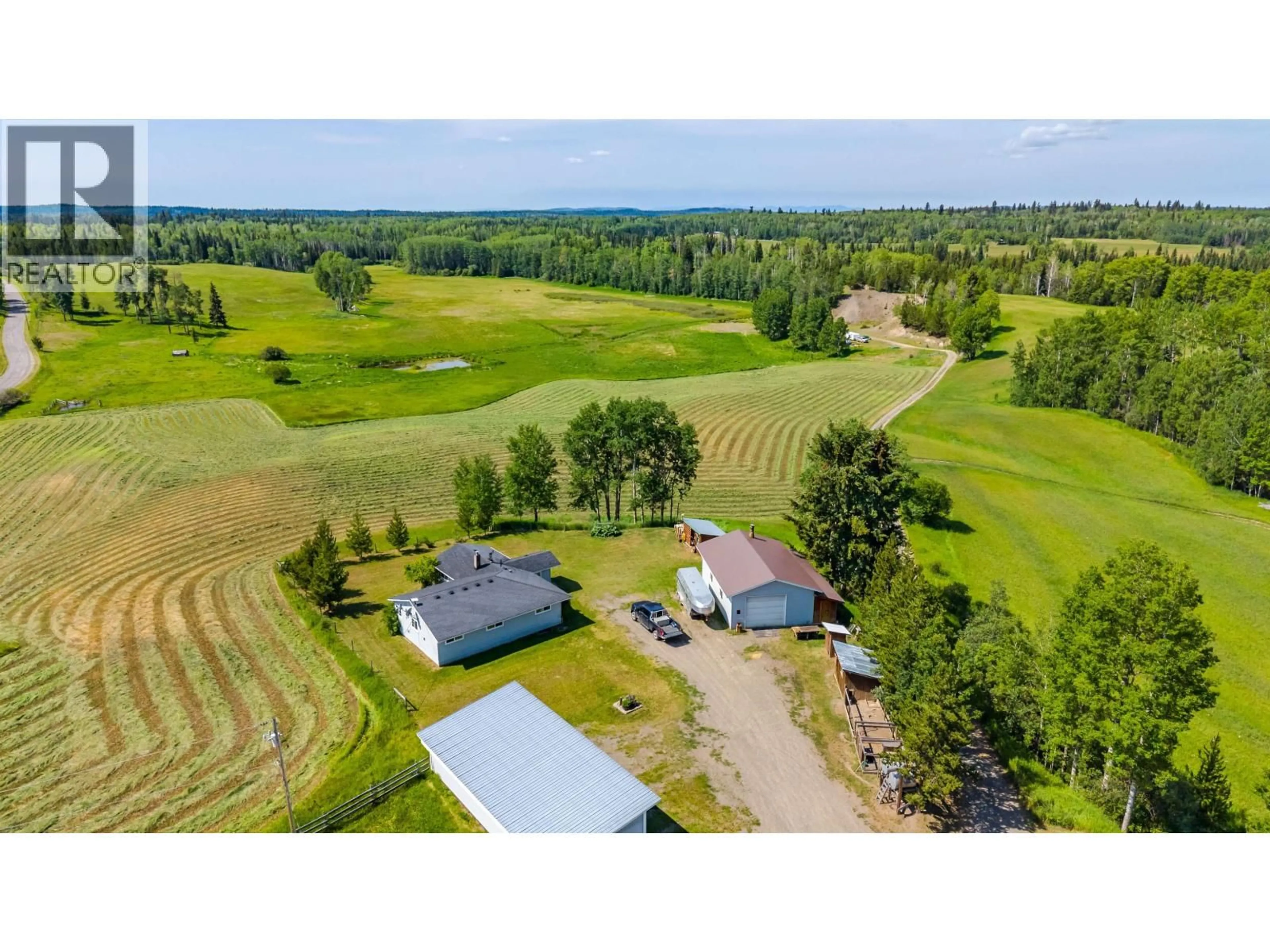A pic from outside/outdoor area/front of a property/back of a property/a pic from drone, unknown for 7140 JUDSON ROAD, Lone Butte British Columbia V0K1X2