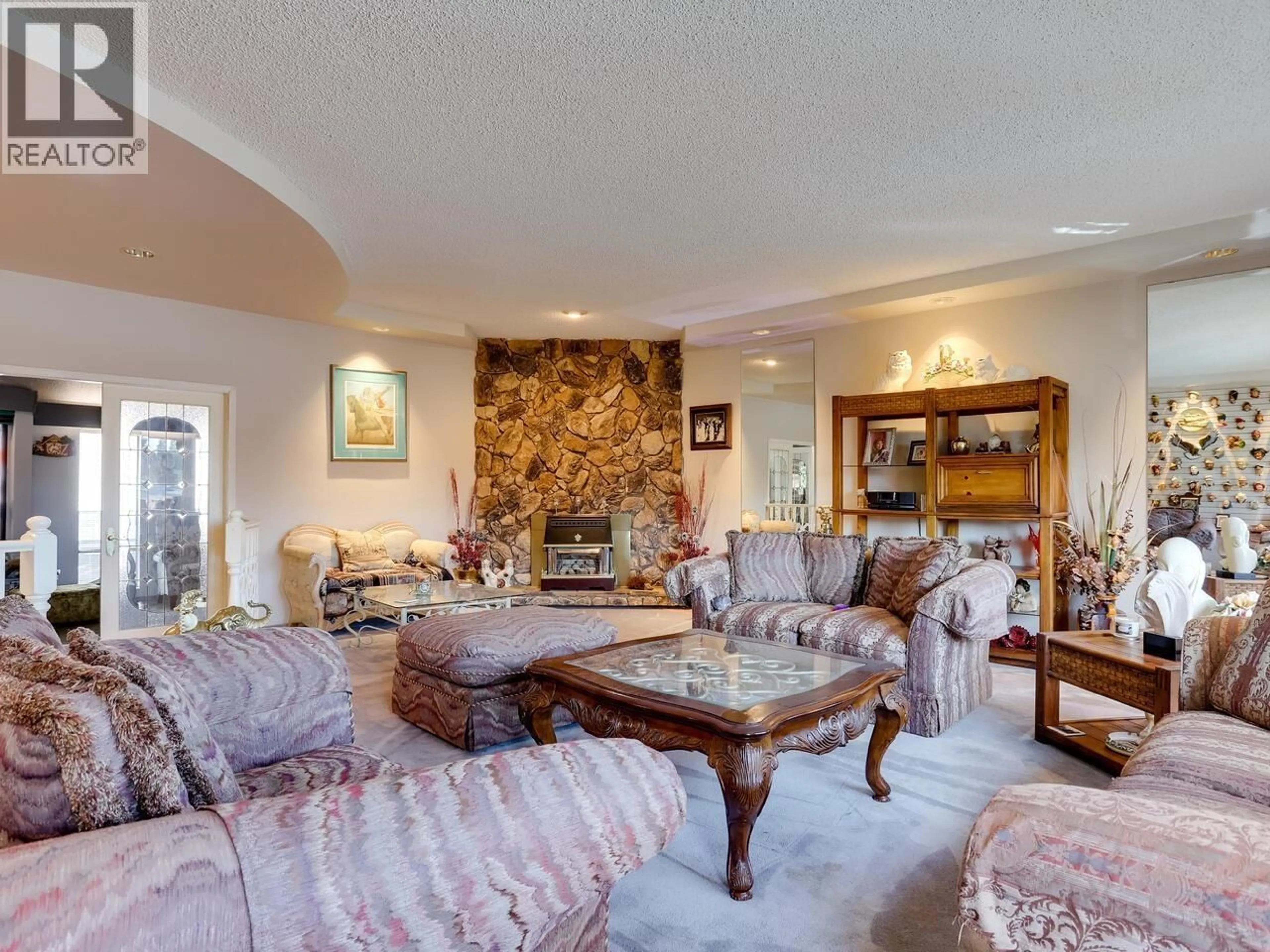 Living room with furniture, unknown for 960 PORTER STREET, Coquitlam British Columbia V3J5C2