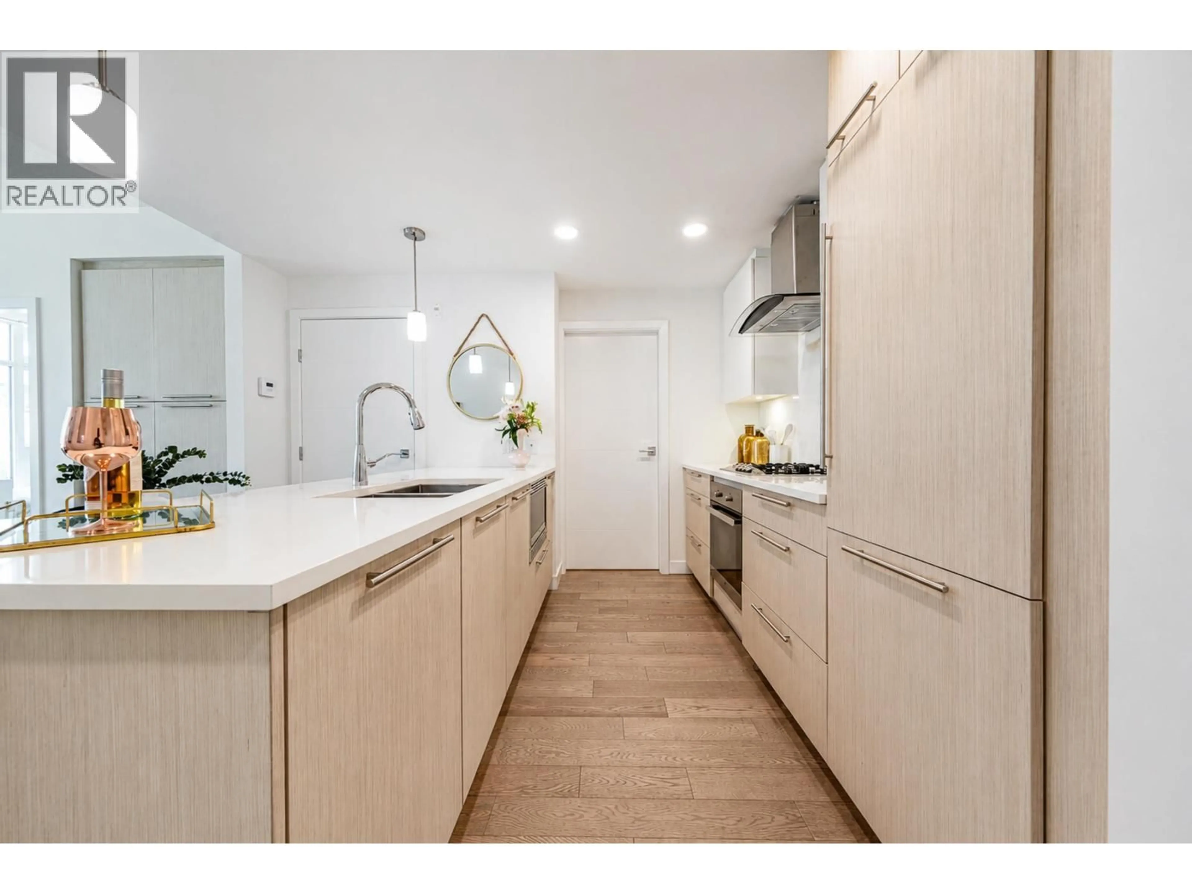 Open concept kitchen, unknown for 304 - 4963 CAMBIE STREET, Vancouver British Columbia V5Z0H5