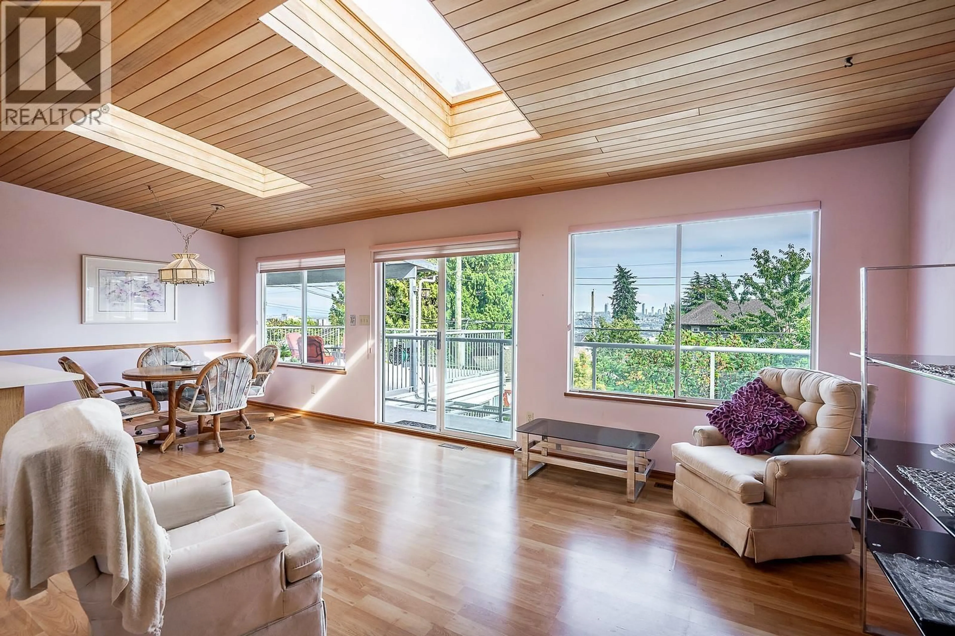 Living room with furniture, wood/laminate floor for 240 EIGHTH AVENUE, New Westminster British Columbia V3L4K2