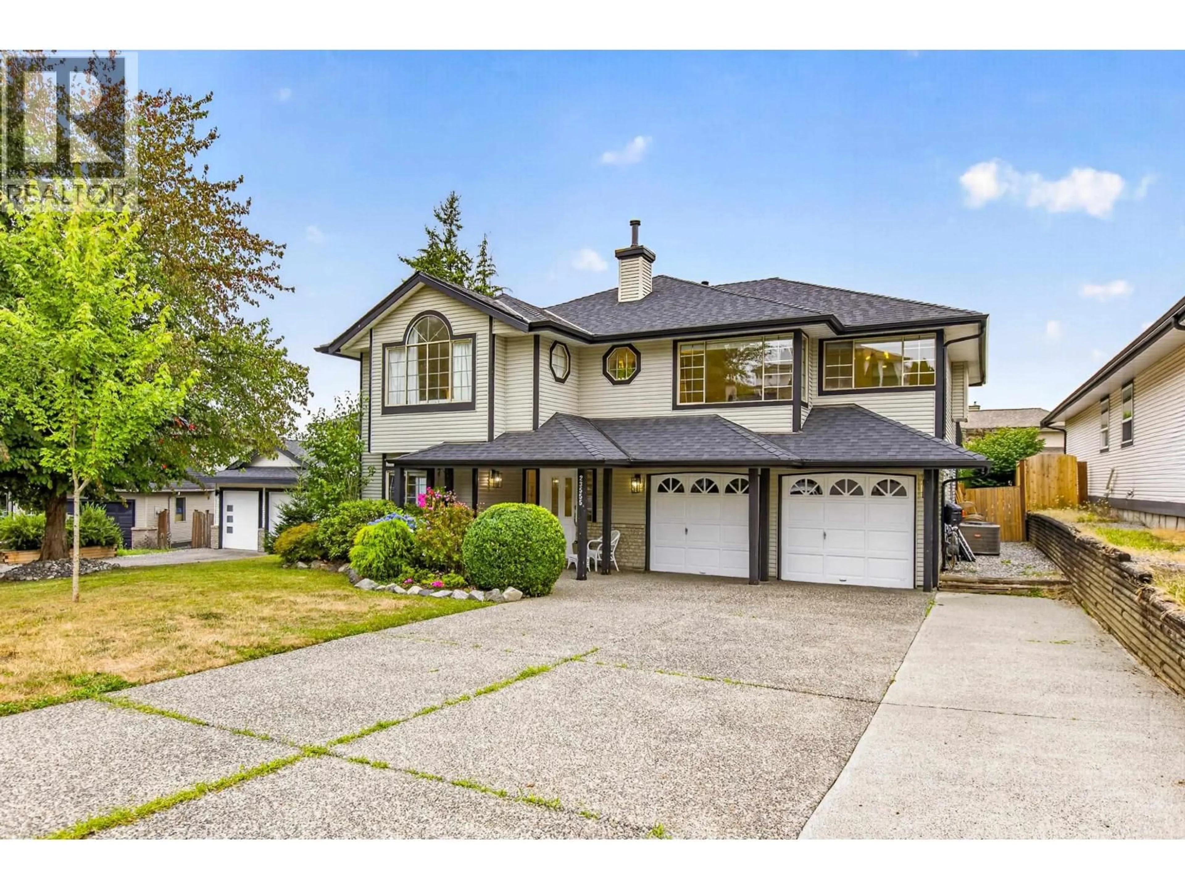 Home with vinyl exterior material, street for 23555 108 AVENUE, Maple Ridge British Columbia V2W1B1
