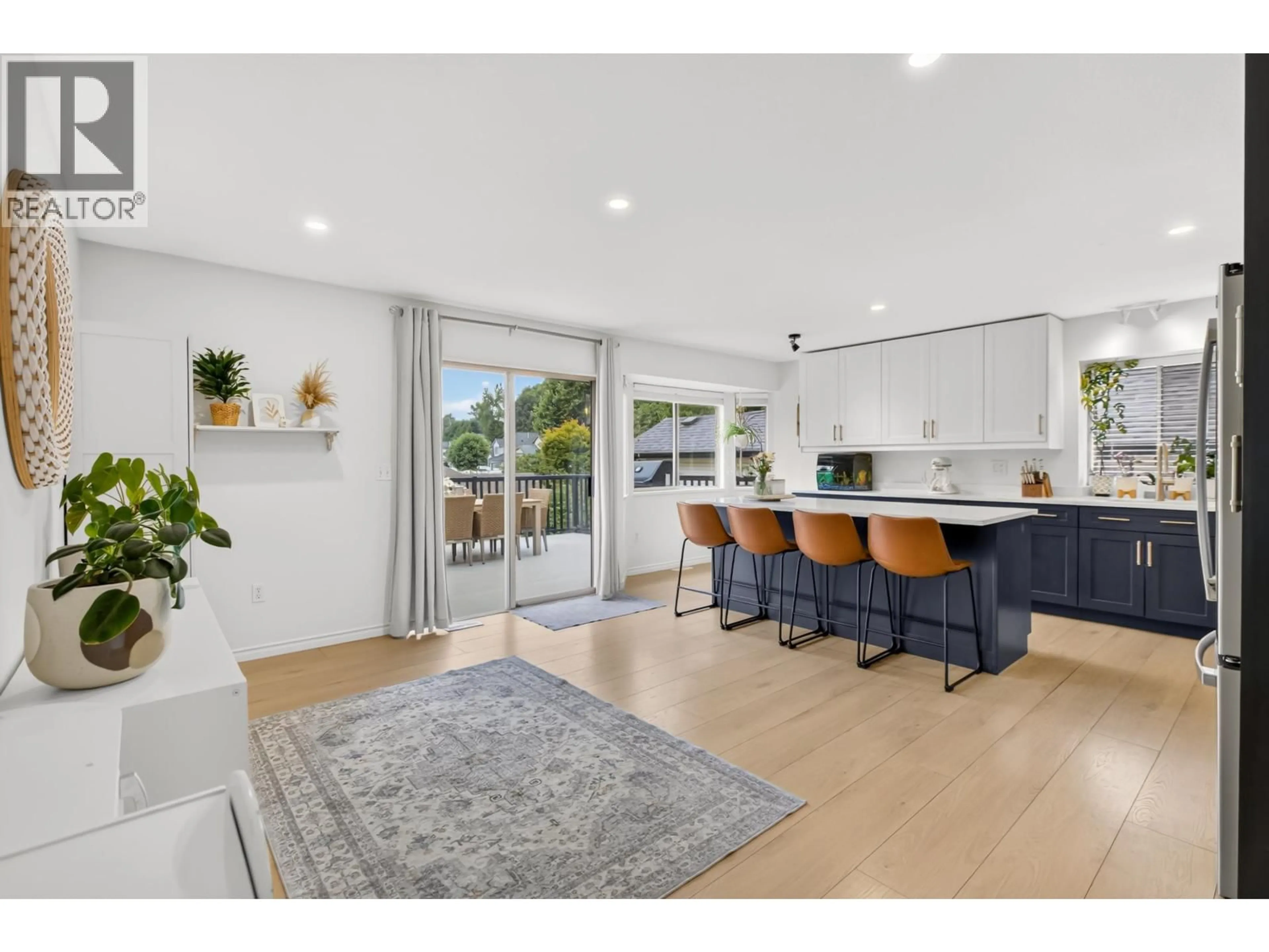 Open concept kitchen, unknown for 23555 108 AVENUE, Maple Ridge British Columbia V2W1B1