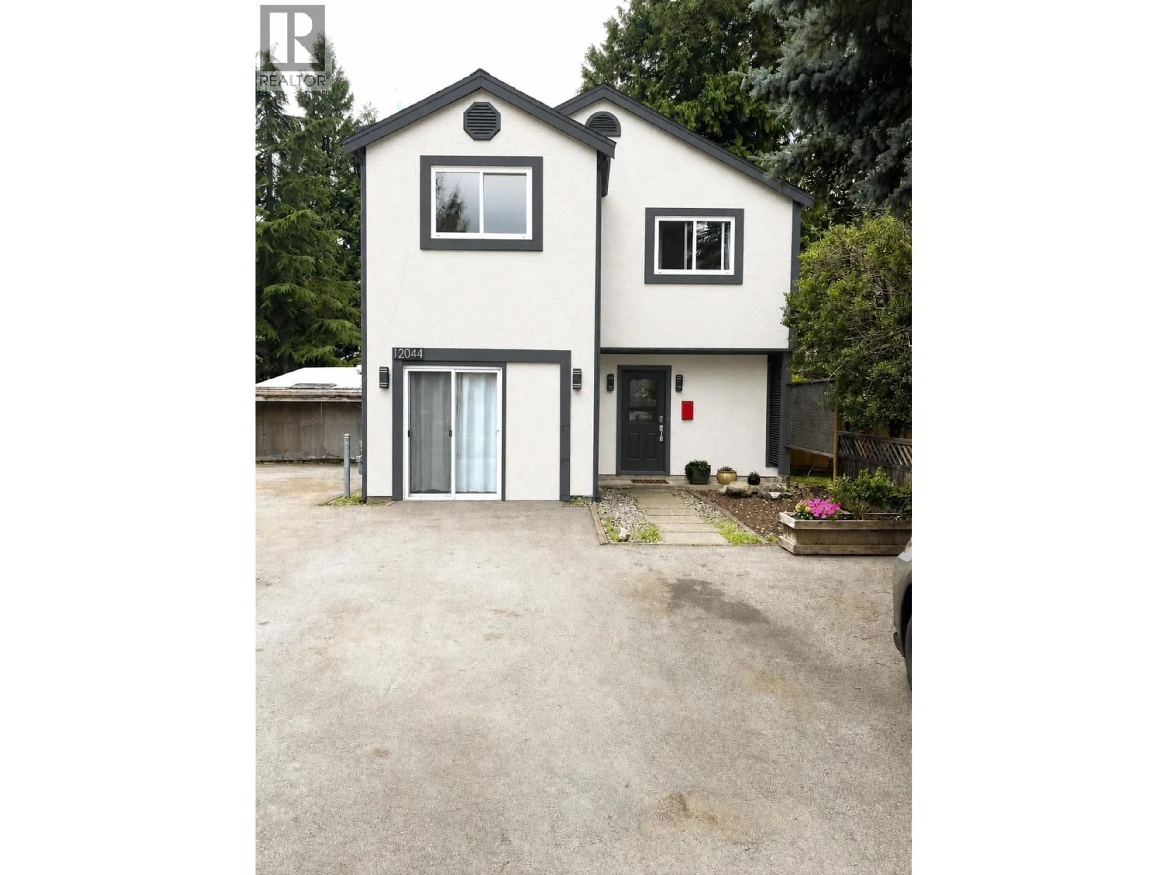 A pic from outside/outdoor area/front of a property/back of a property/a pic from drone, street for 12044 MCINTYRE COURT, Maple Ridge British Columbia V2X8M8