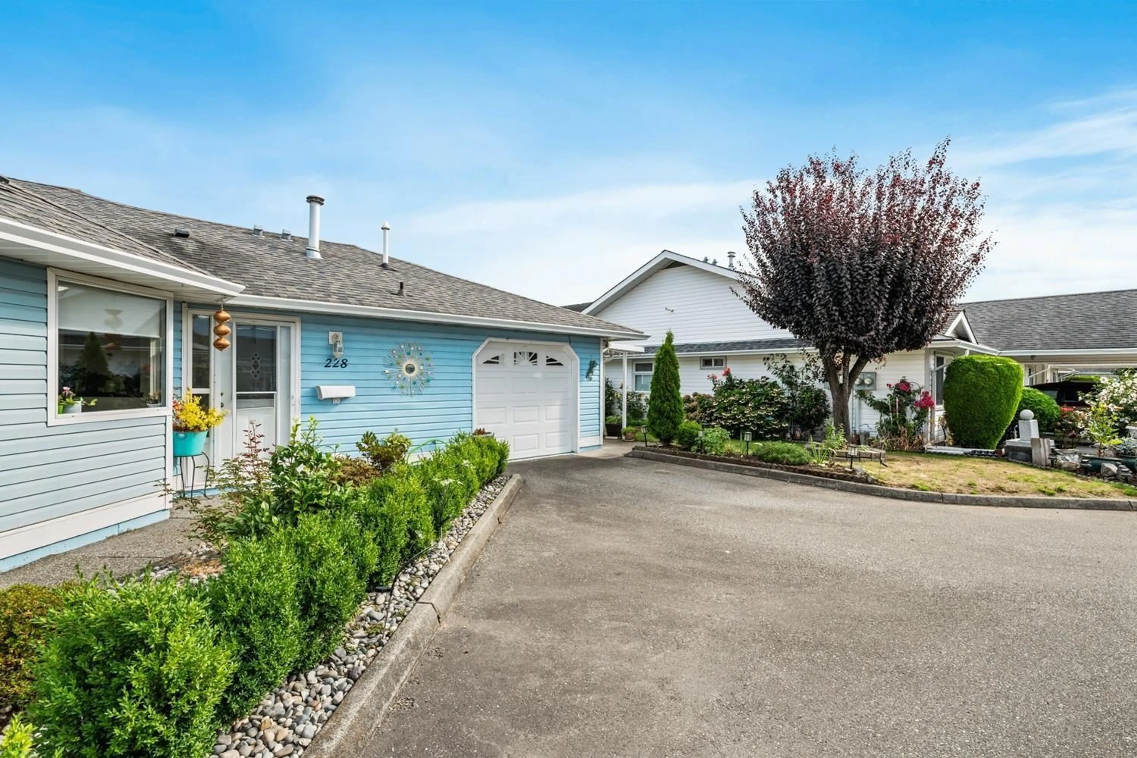 Home with vinyl exterior material, street for 228 - 7610 EVANS ROAD, Chilliwack British Columbia V2R2Z5