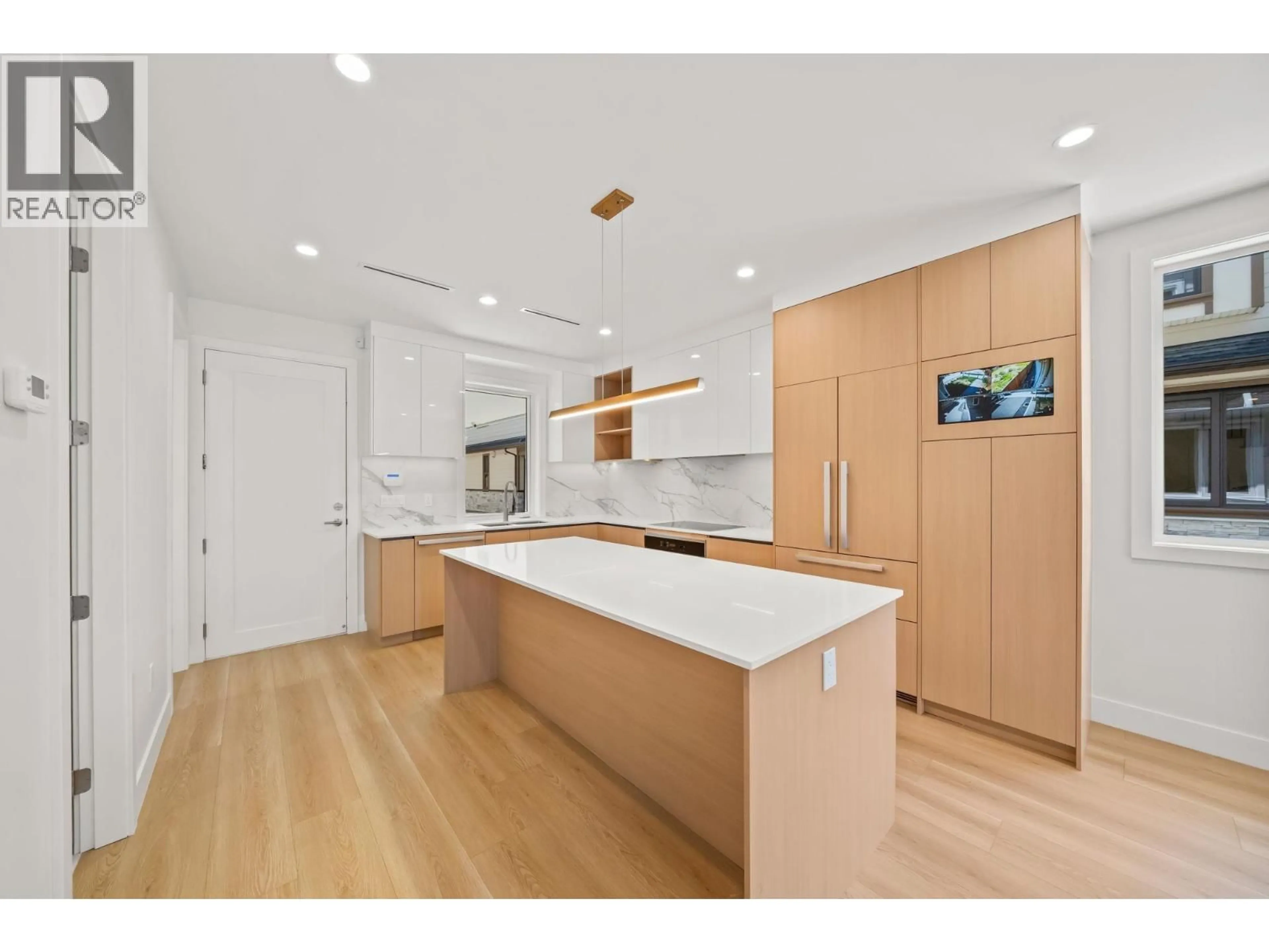 Open concept kitchen, unknown for 6720 FRANCIS ROAD, Richmond British Columbia V7C1K4