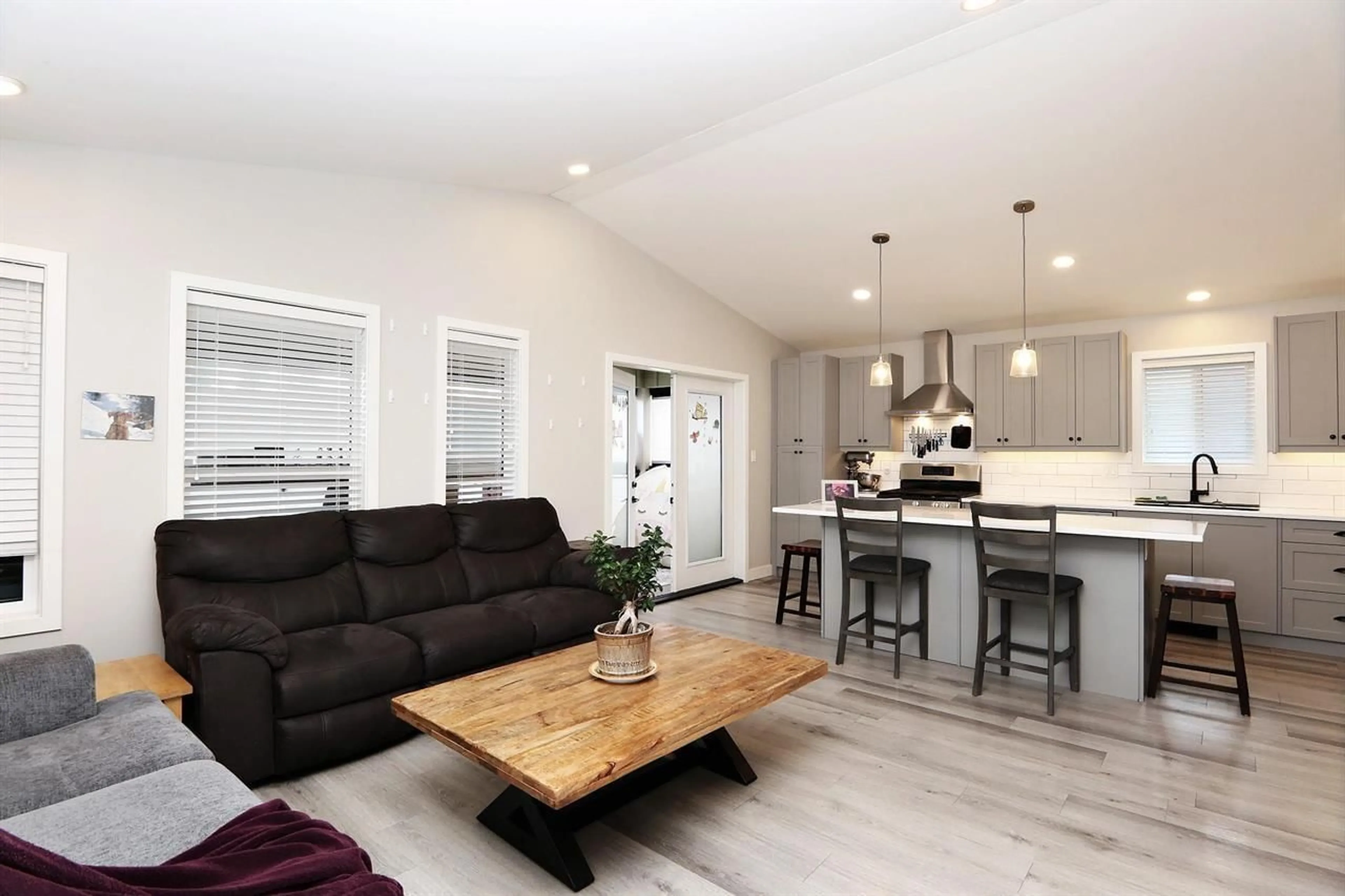 Open concept kitchen, wood/laminate floor for 71 - 53480 BRIDAL FALLS ROAD, Chilliwack British Columbia V0X1X1