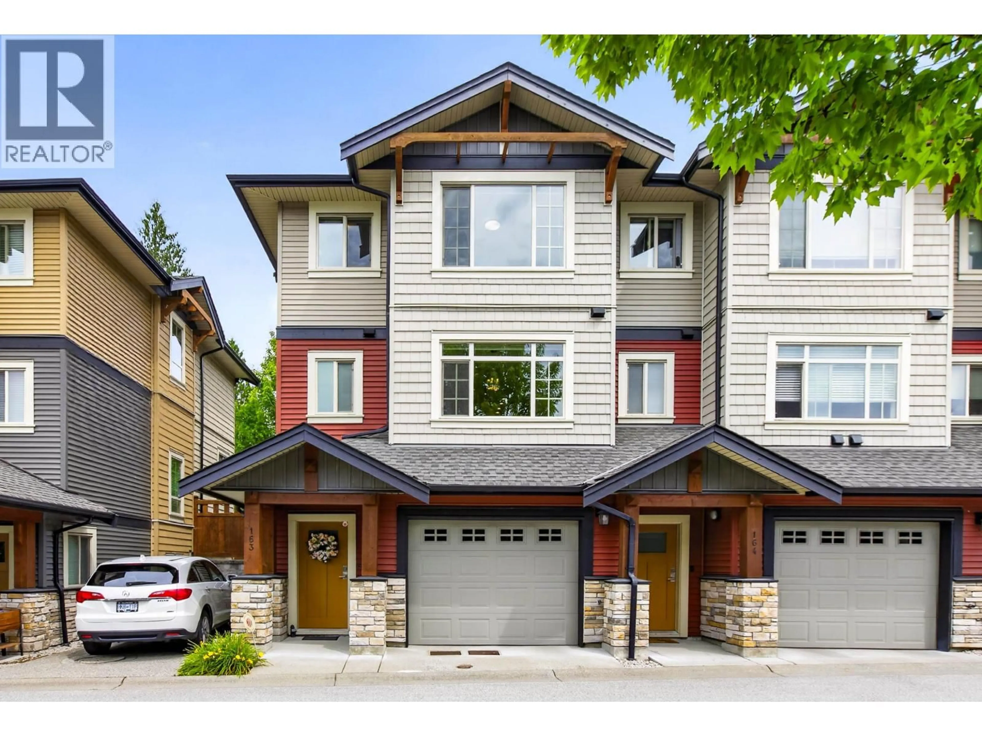 Home with vinyl exterior material, street for 163 - 11305 240 STREET, Maple Ridge British Columbia V2W0J1