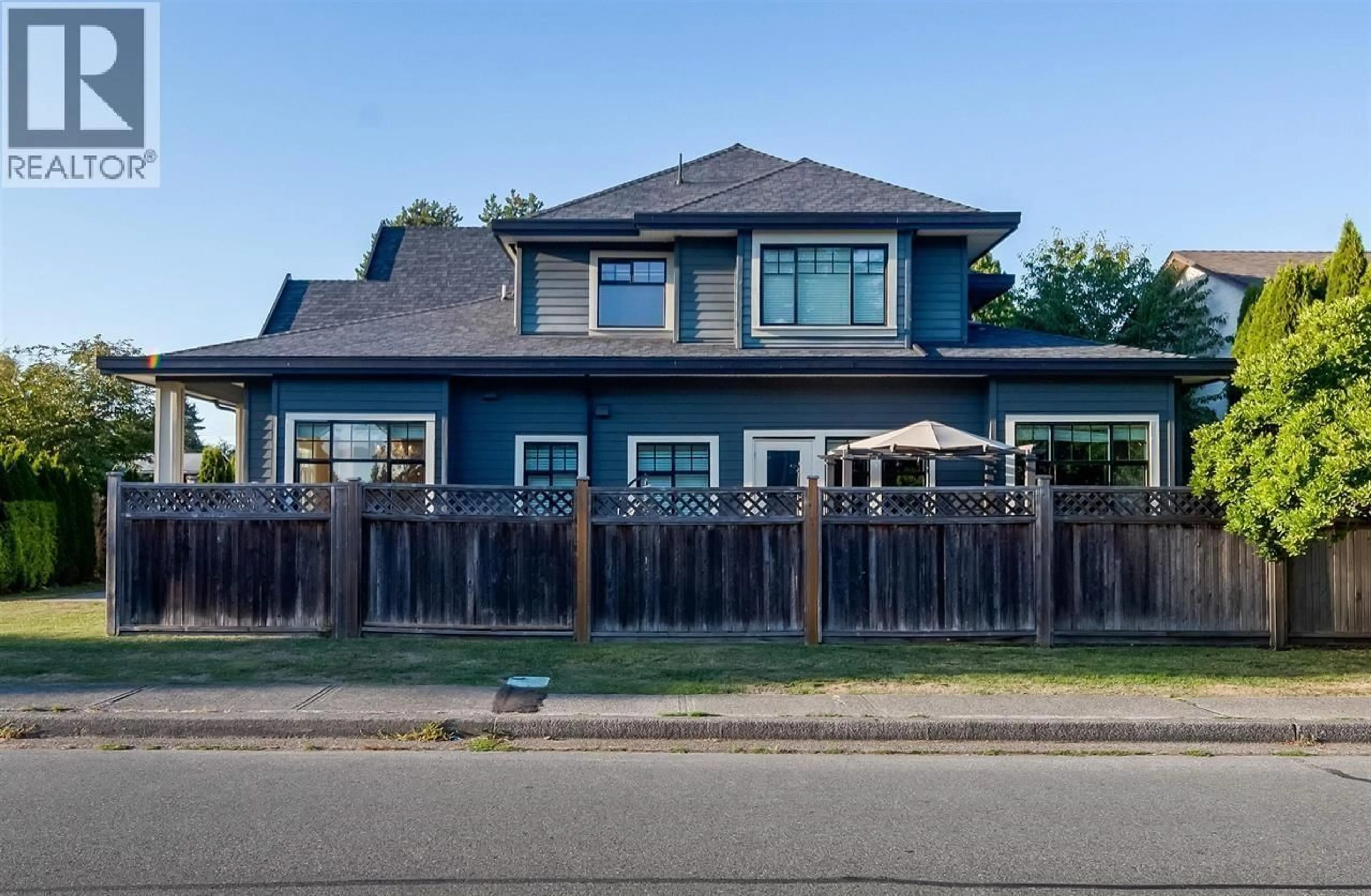 Home with vinyl exterior material, street for 9491 GLENBROOK DRIVE, Richmond British Columbia V7A1X9