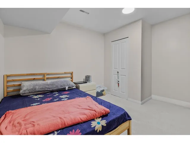 14891 57B AVENUE, Surrey 5