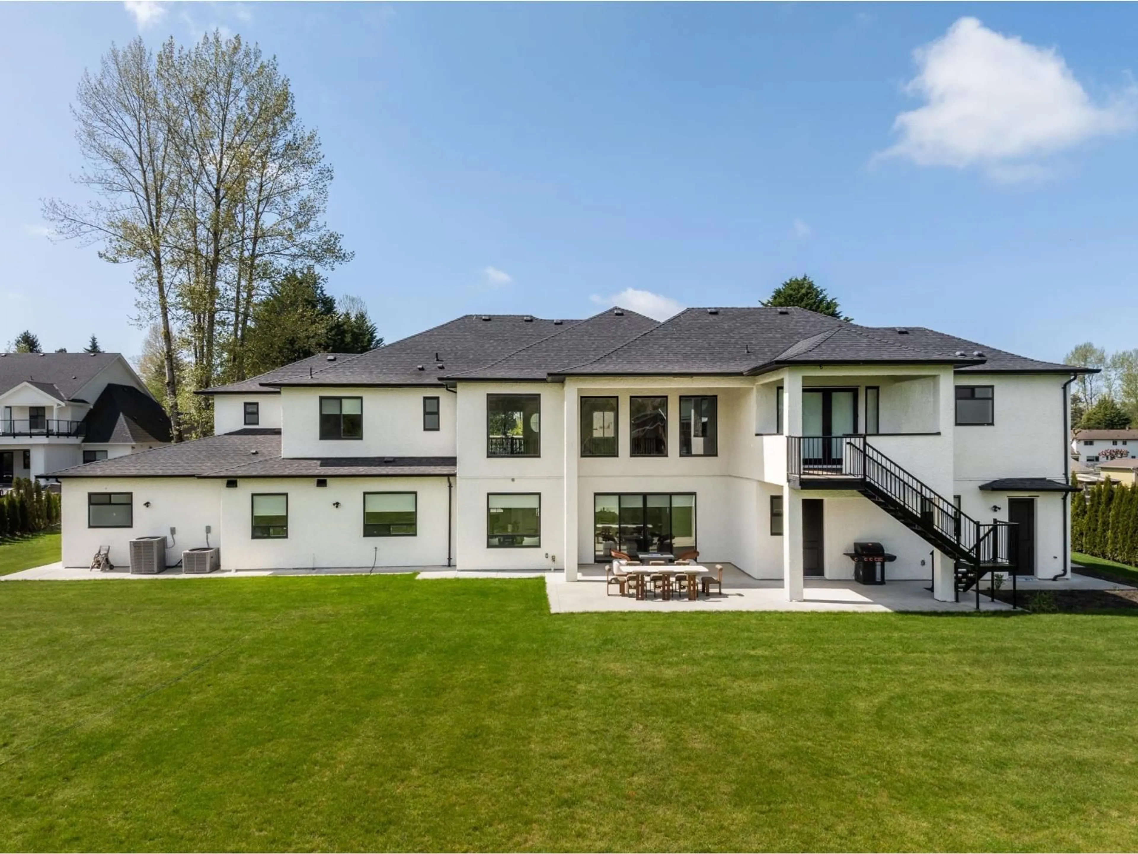 A pic from outside/outdoor area/front of a property/back of a property/a pic from drone, unknown for 2 - 606 202 STREET, Langley British Columbia V2Z1V7