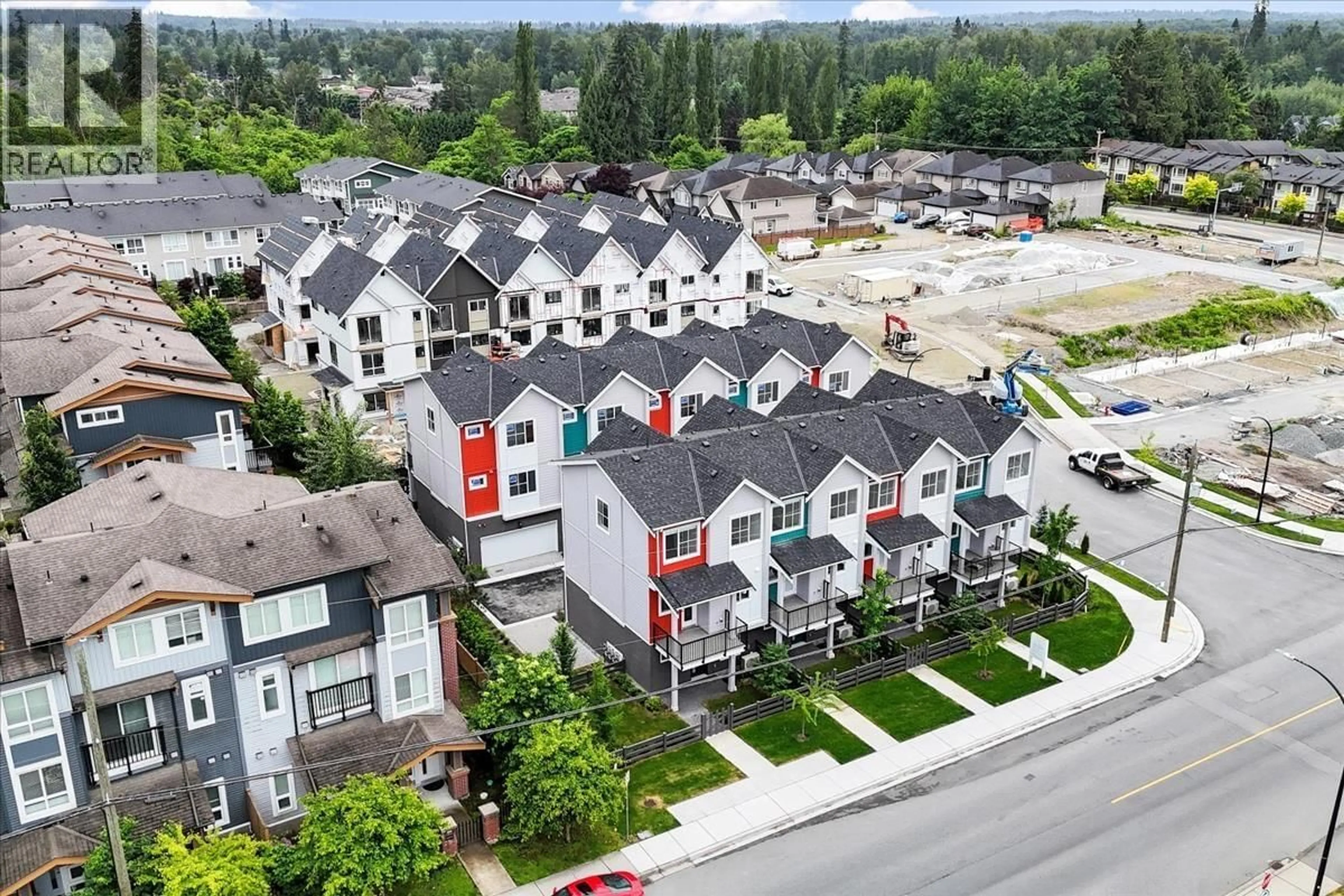 A pic from outside/outdoor area/front of a property/back of a property/a pic from drone, unknown for 8 - 10392 240A STREET, Maple Ridge British Columbia V2W1G3