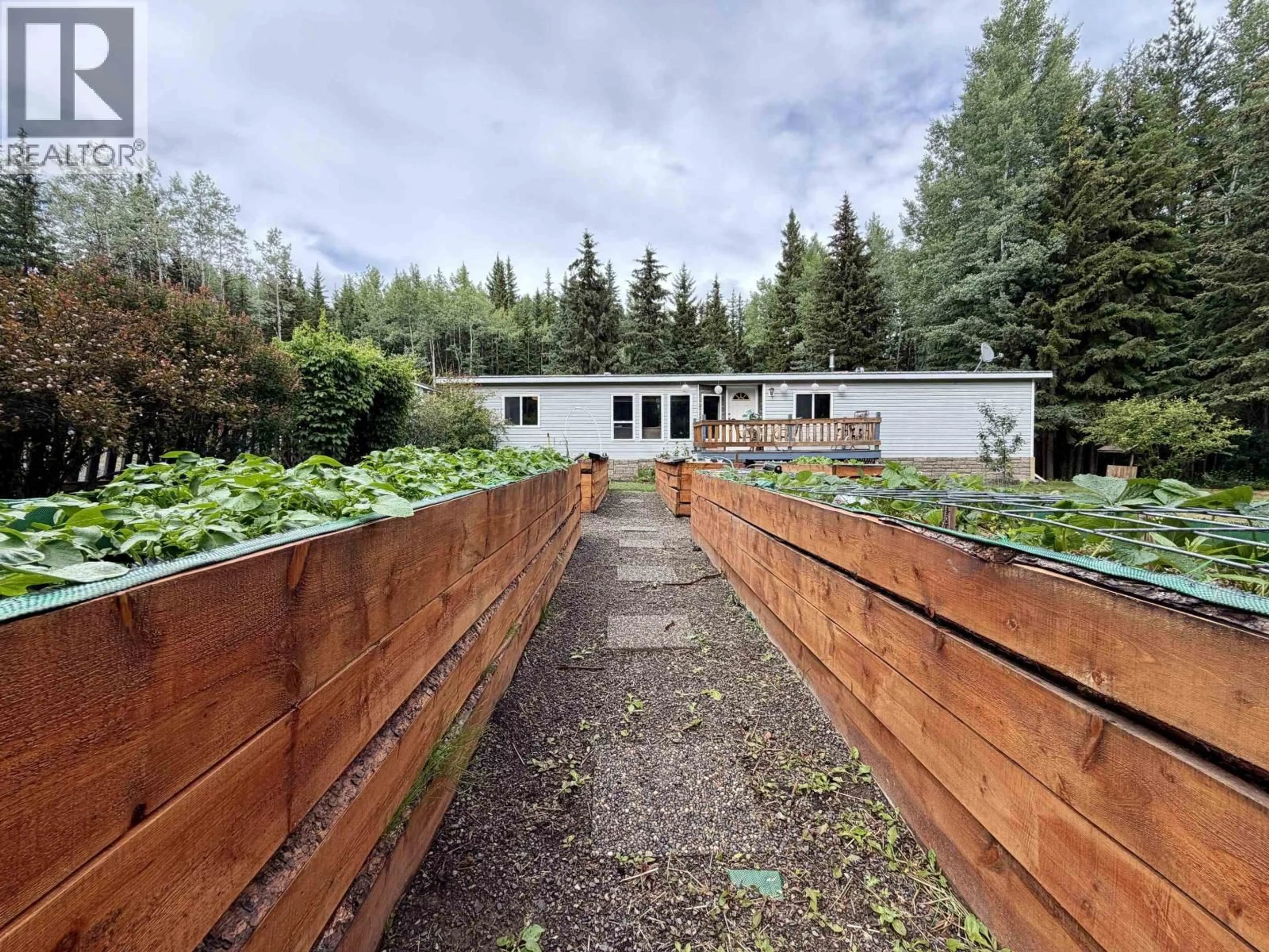 Unknown for 4004 WILLIAMS CRESCENT, Houston British Columbia V0J1Z2