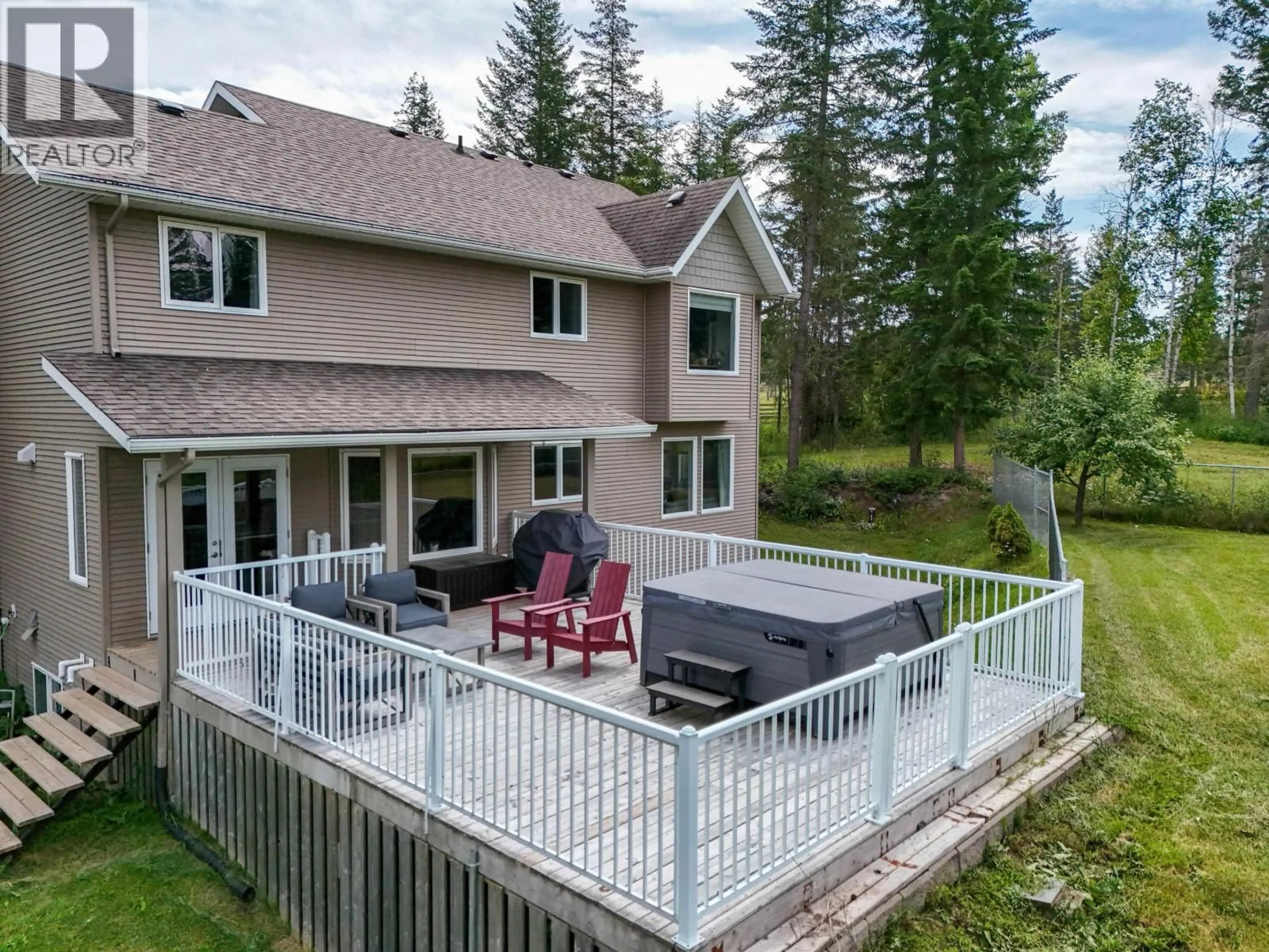 Patio, mountain view for 1551 VIEW DRIVE, Quesnel British Columbia V2J6G1