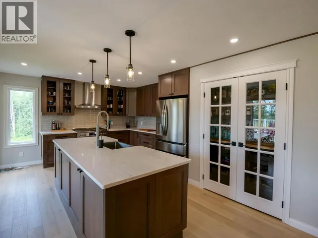 1551 VIEW DRIVE, Quesnel 5