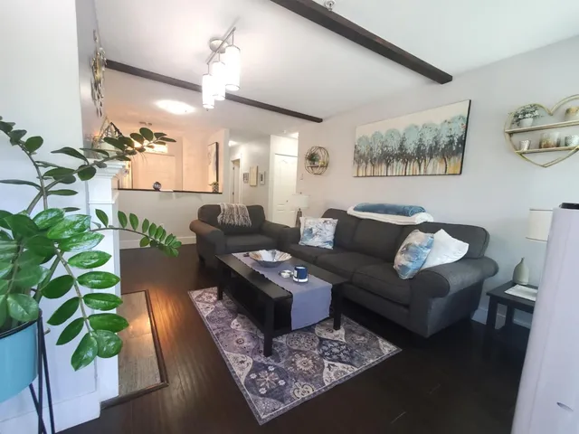 208 - 2964 TRETHEWEY STREET, Abbotsford 2
