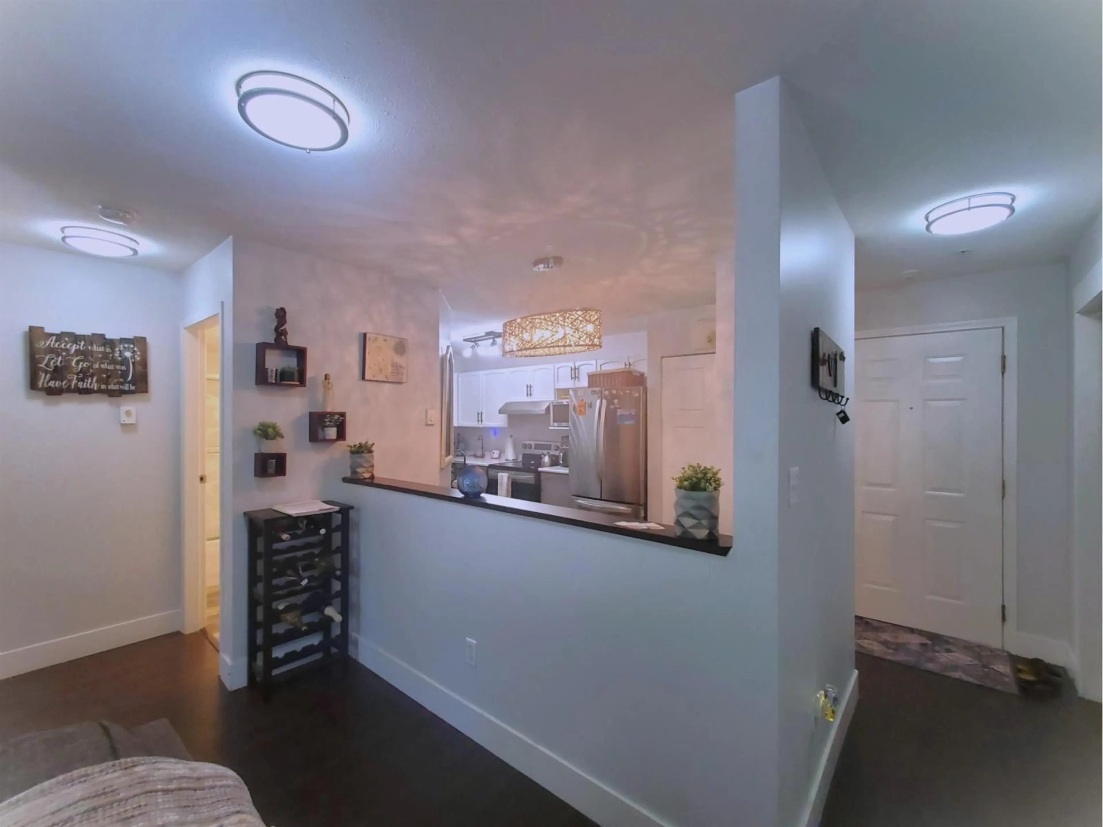 Indoor entryway for 208 - 2964 TRETHEWEY STREET, Abbotsford British Columbia V2T6P4