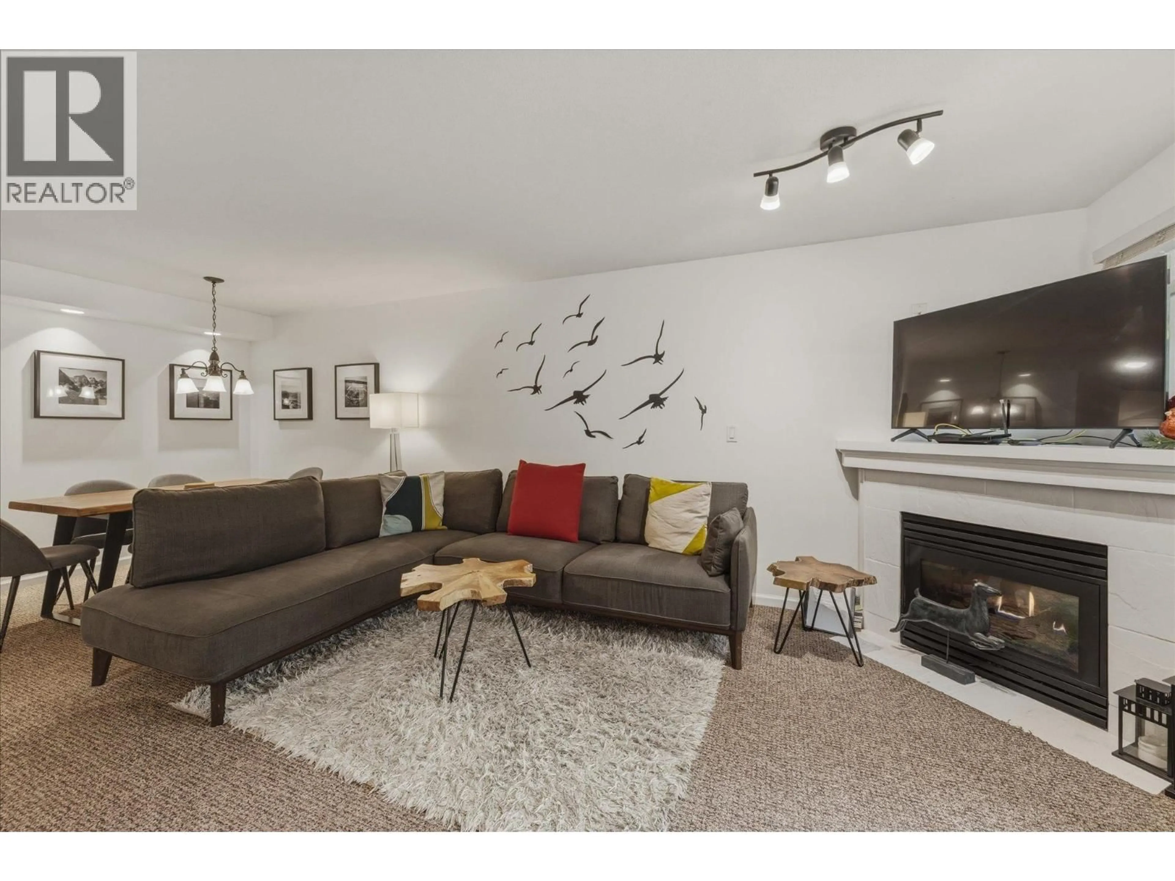 Living room with furniture, unknown for 14 - 4325 NORTHLANDS BOULEVARD, Whistler British Columbia V0N1B4