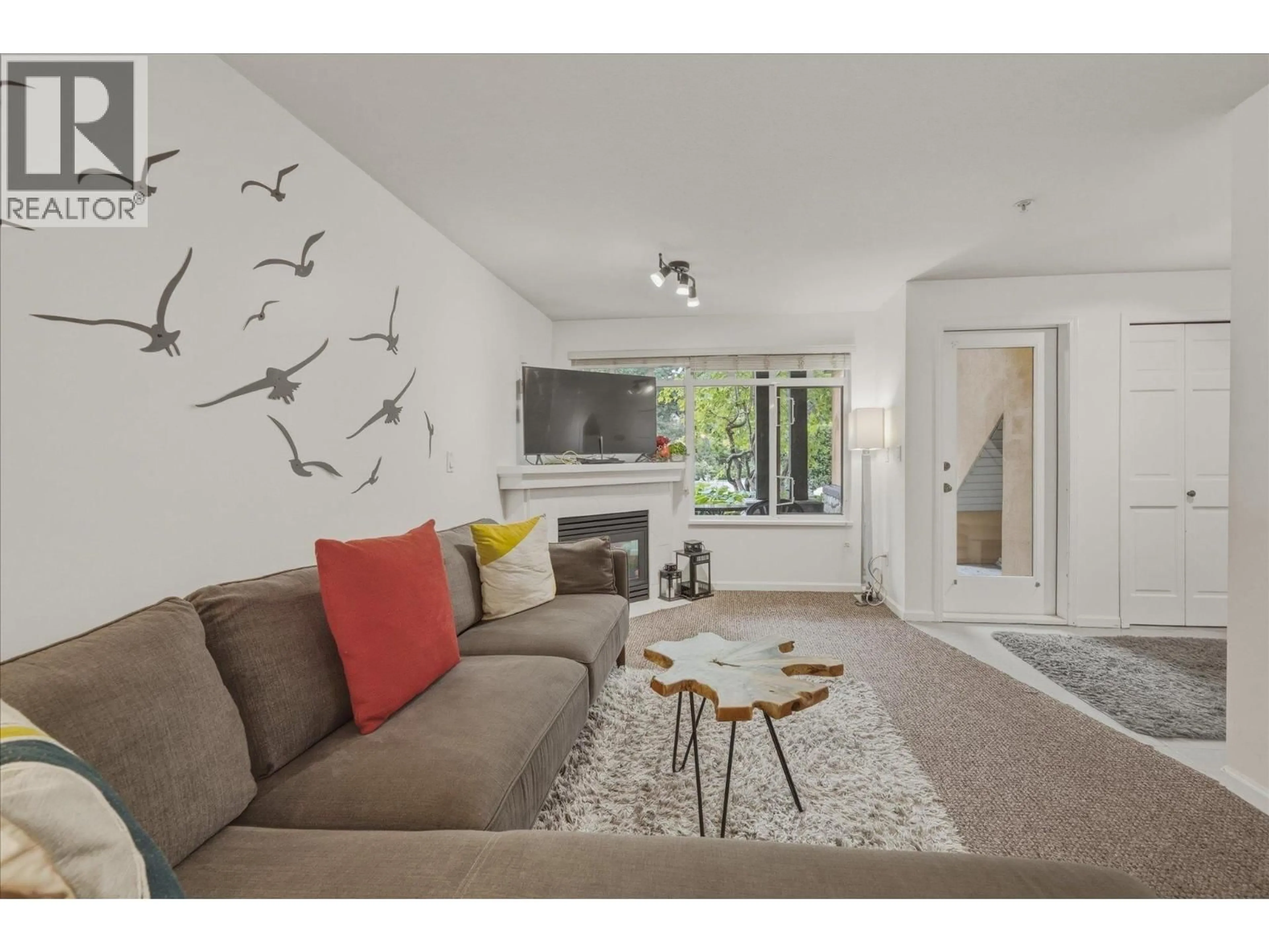 Living room with furniture, unknown for 14 - 4325 NORTHLANDS BOULEVARD, Whistler British Columbia V0N1B4